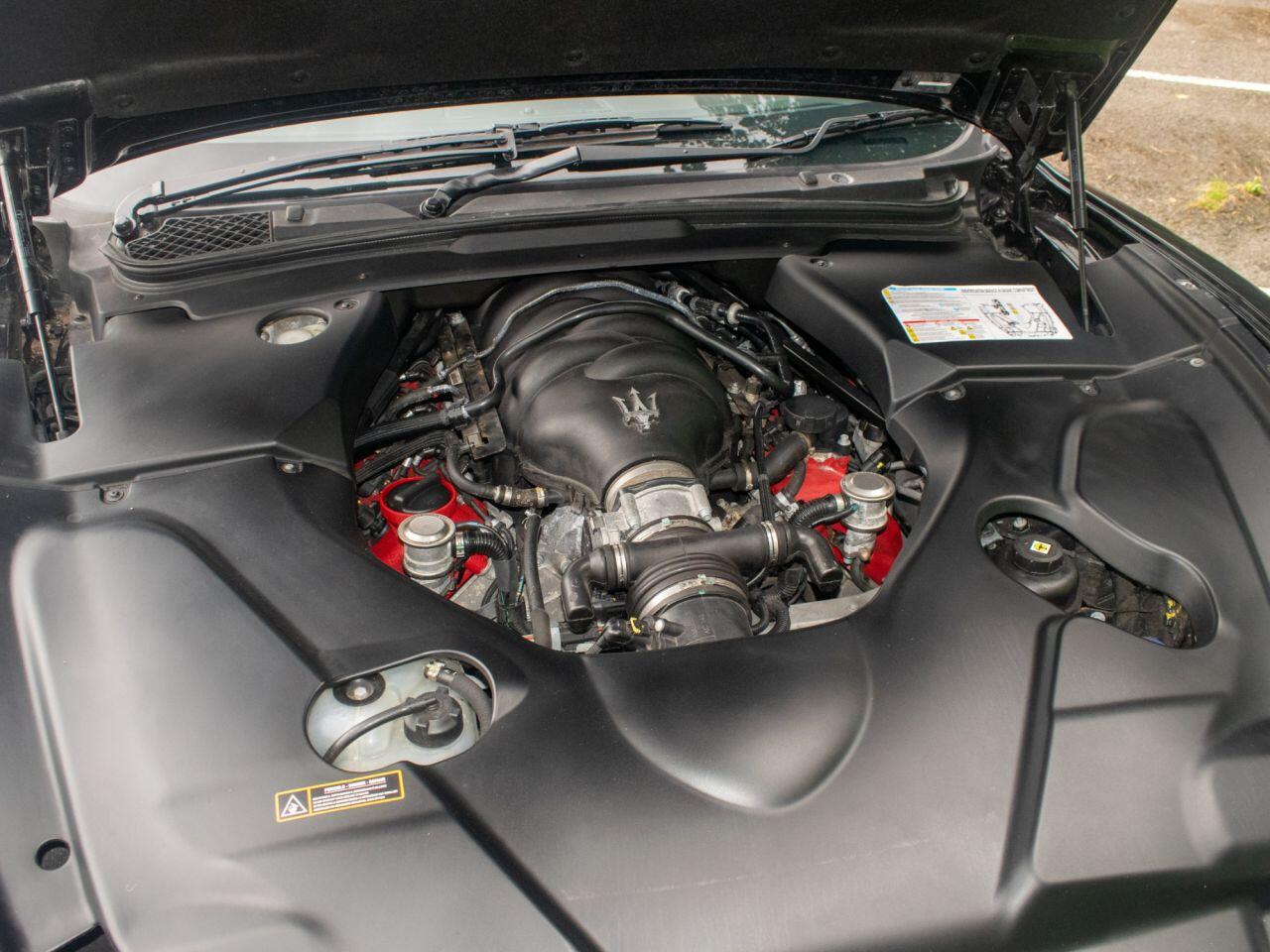 Maserati Grancabrio view 48