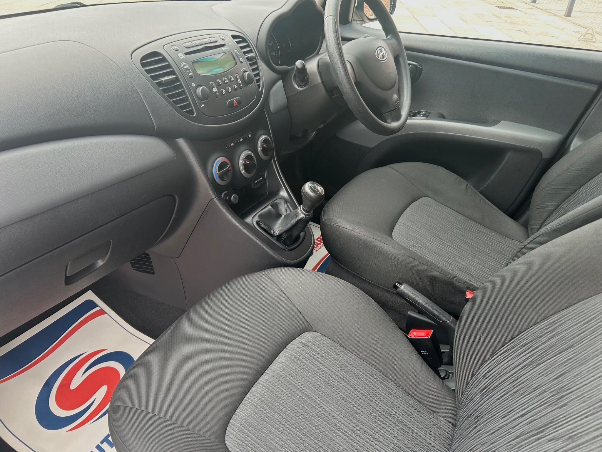 Hyundai I10 view 25