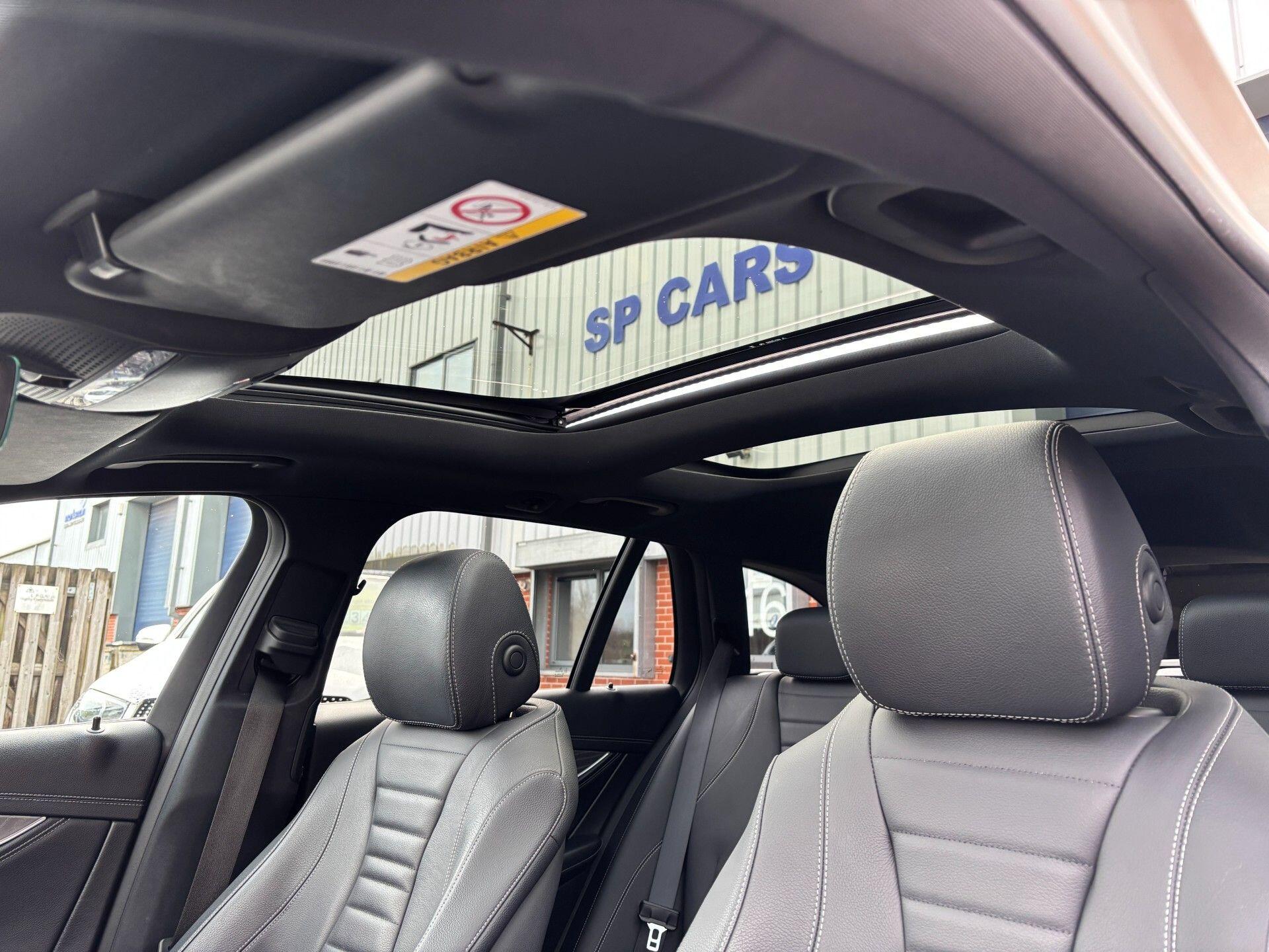 Mercedes-Benz E-Class view 8