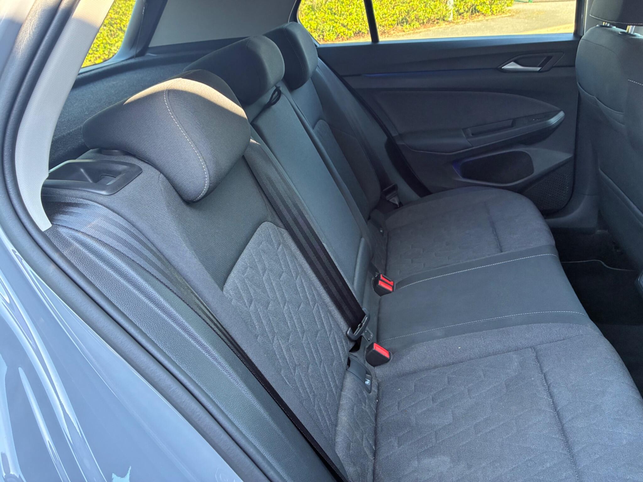 Volkswagen Golf view 12