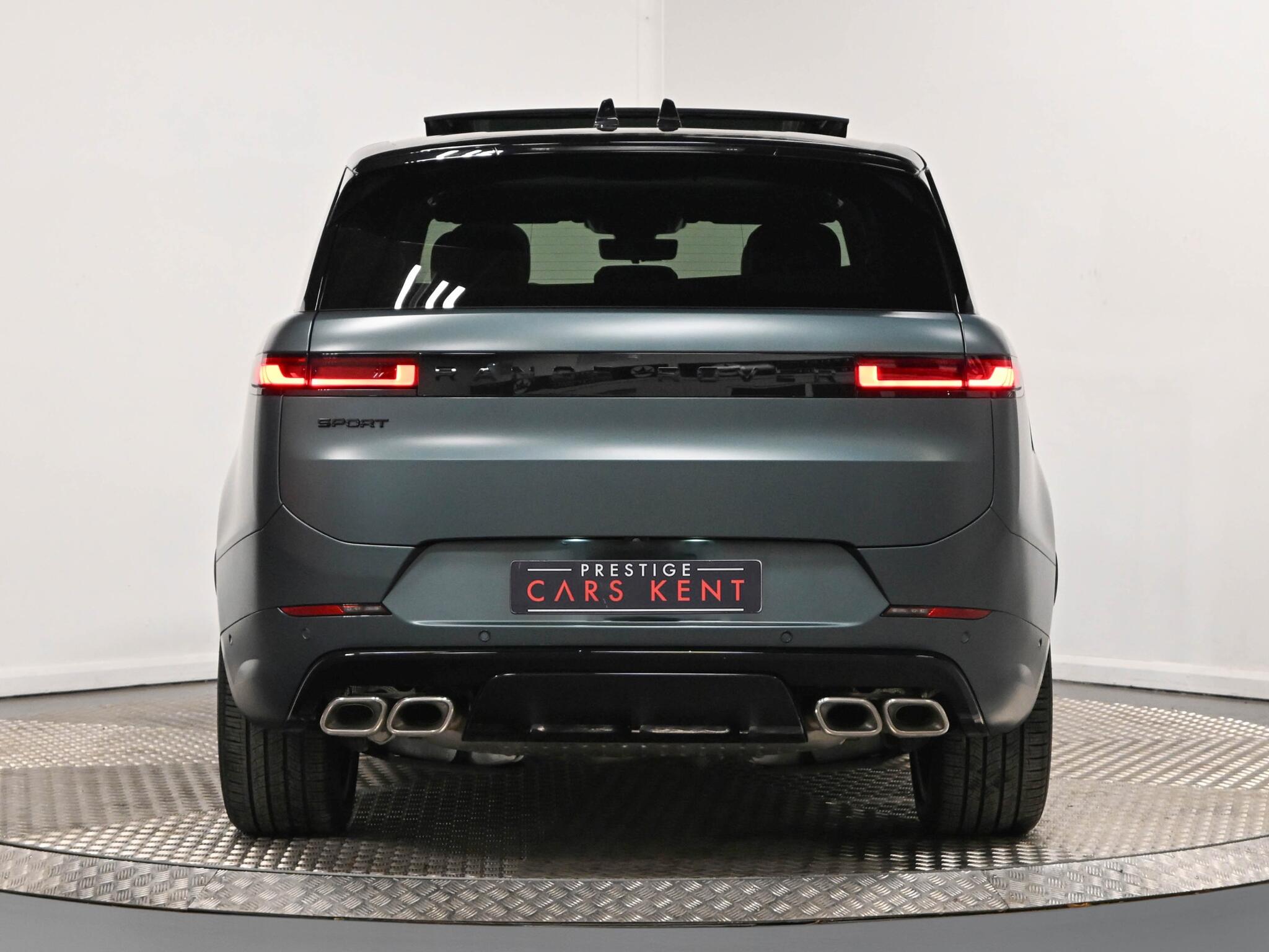 Land Rover Range Rover Sport view 23