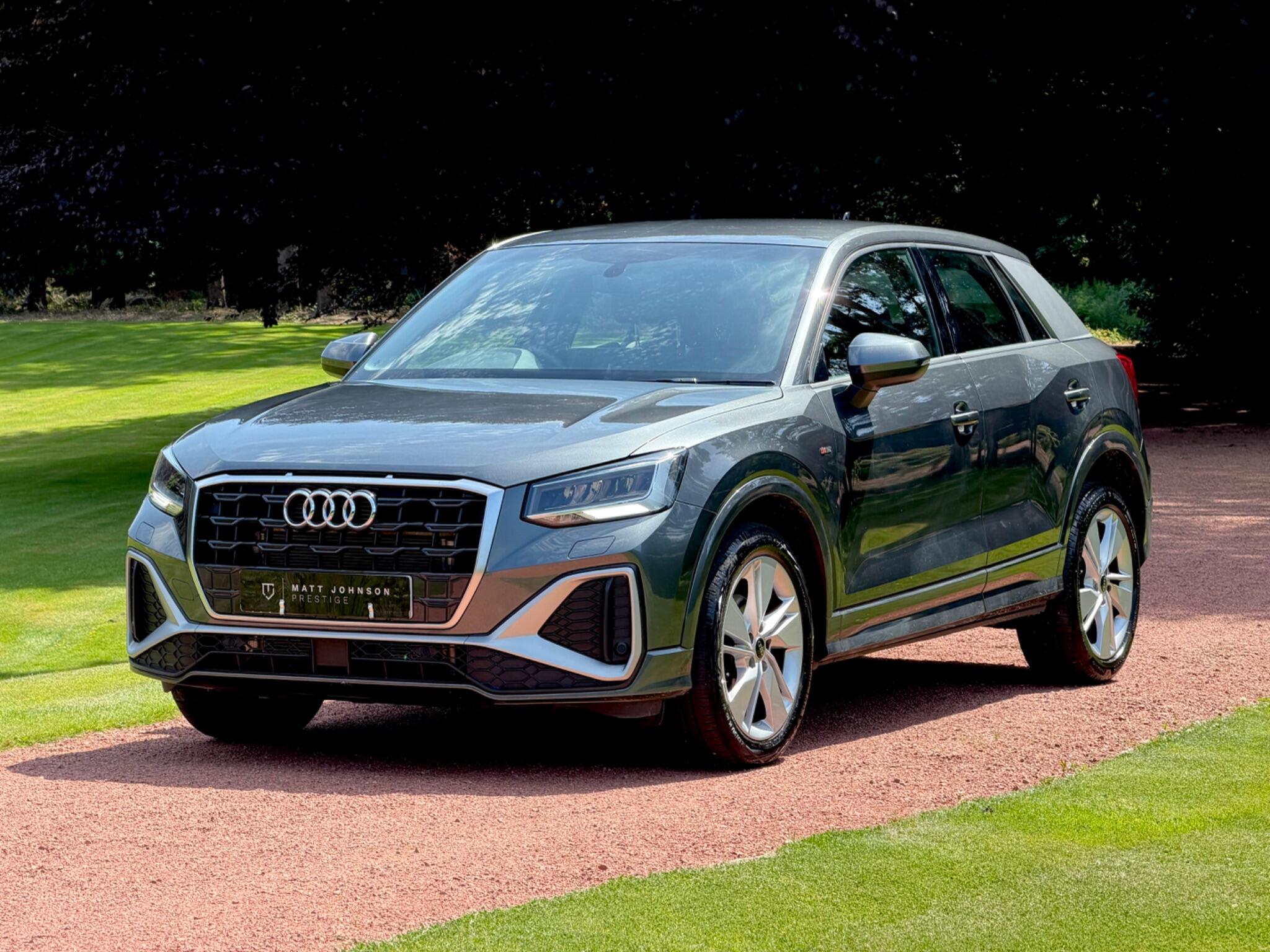 Audi Q2 view 30