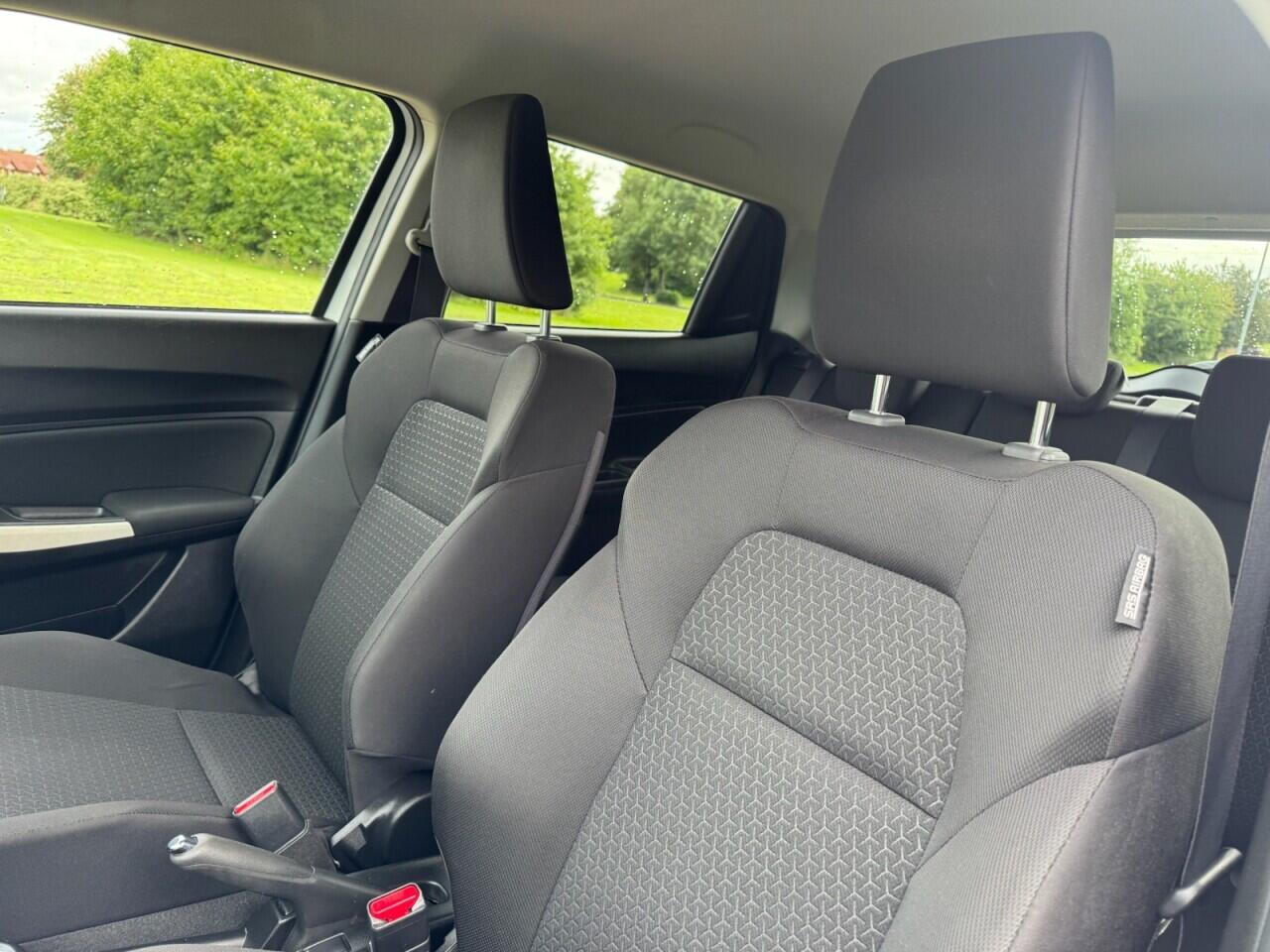 Suzuki Swift view 13