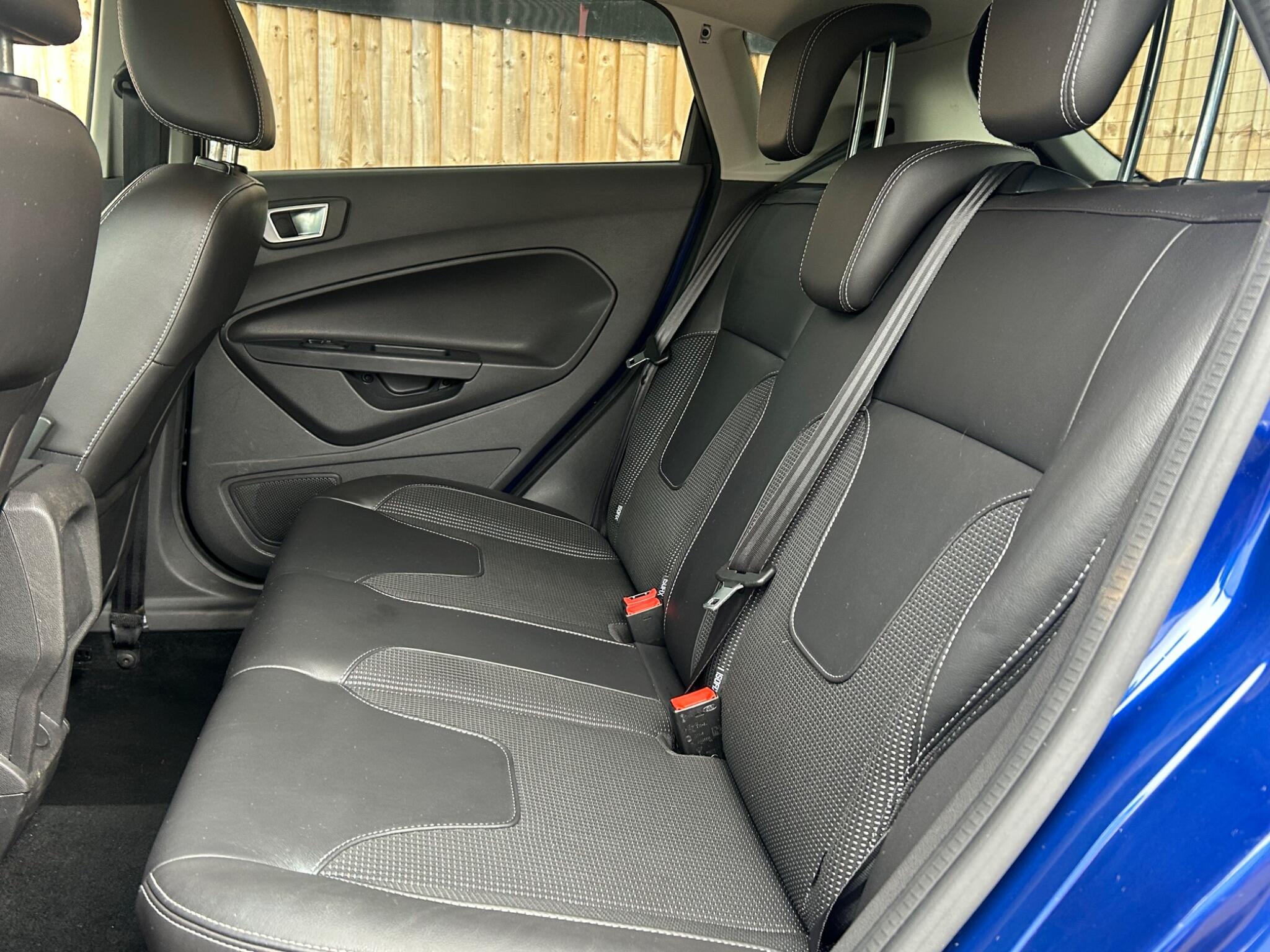 Ford Fiesta view 30