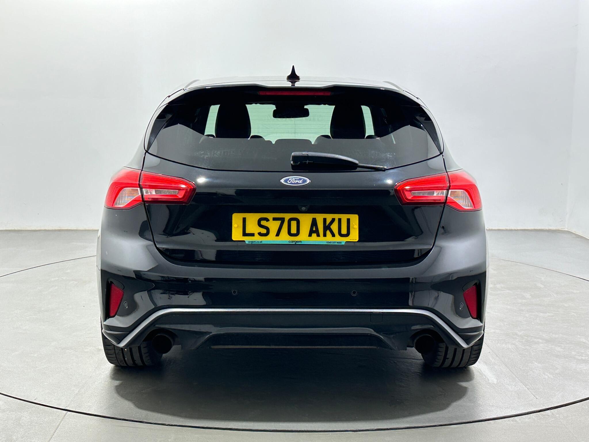 Ford Focus view 7