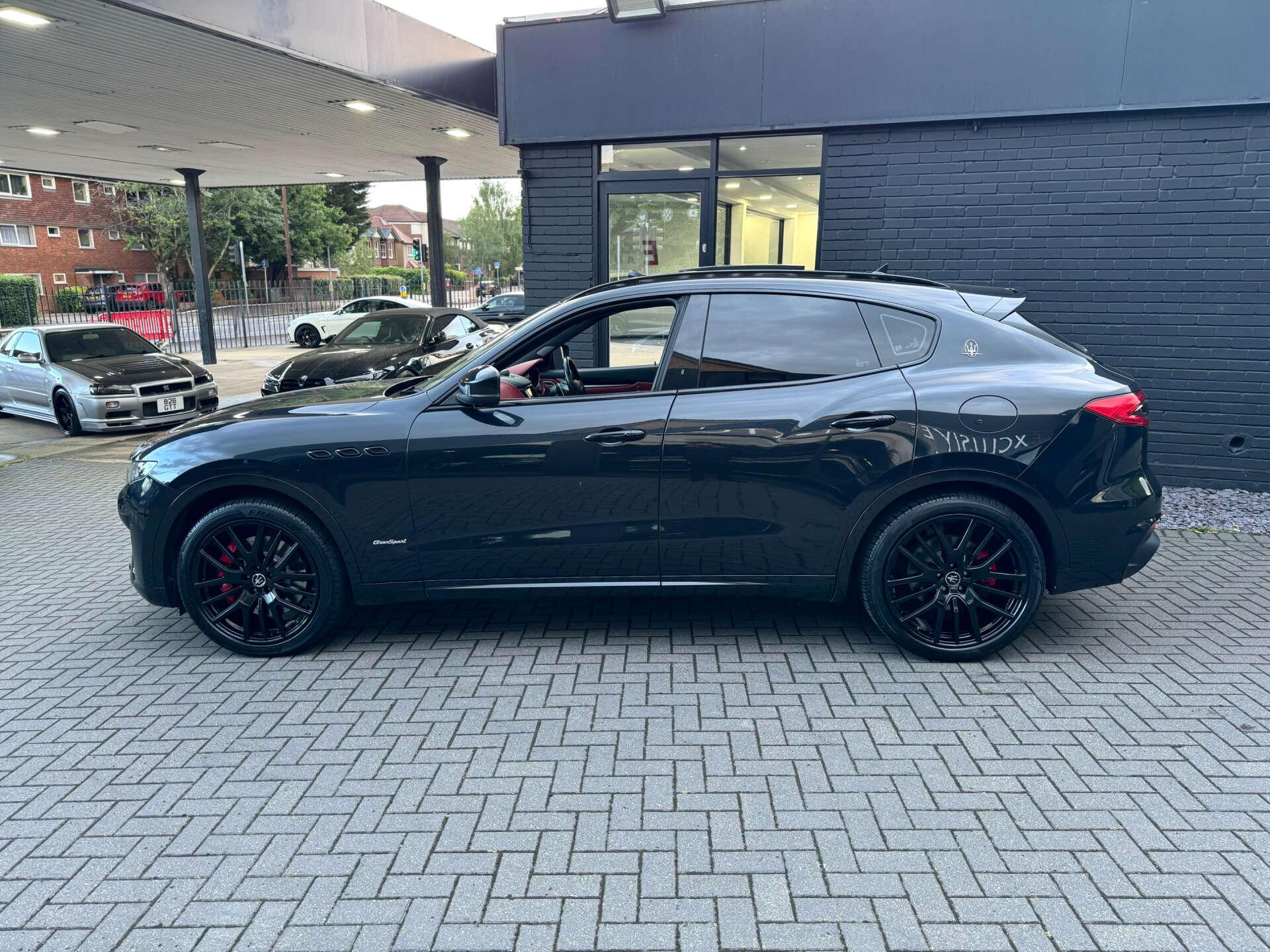 Maserati Gransport view 23