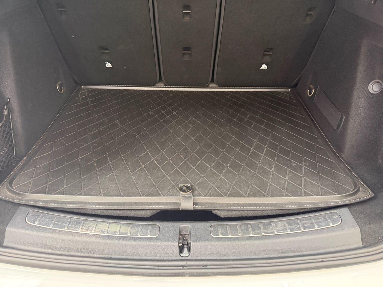 Mini Countryman view 18