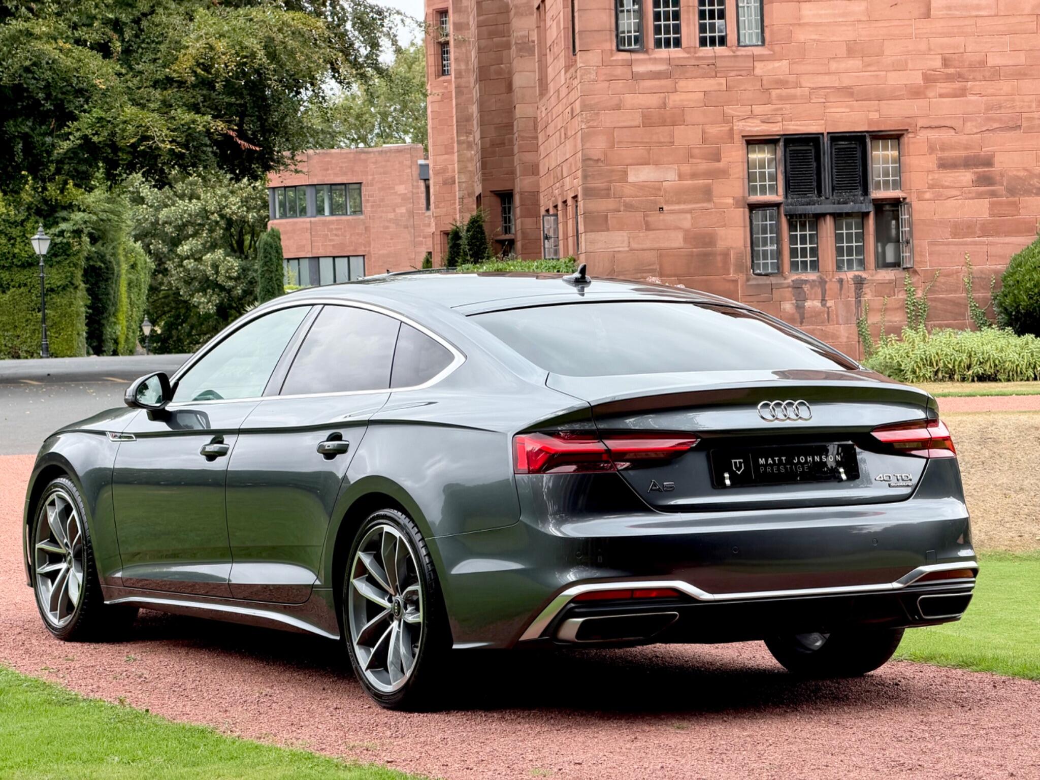 Audi A5 view 4