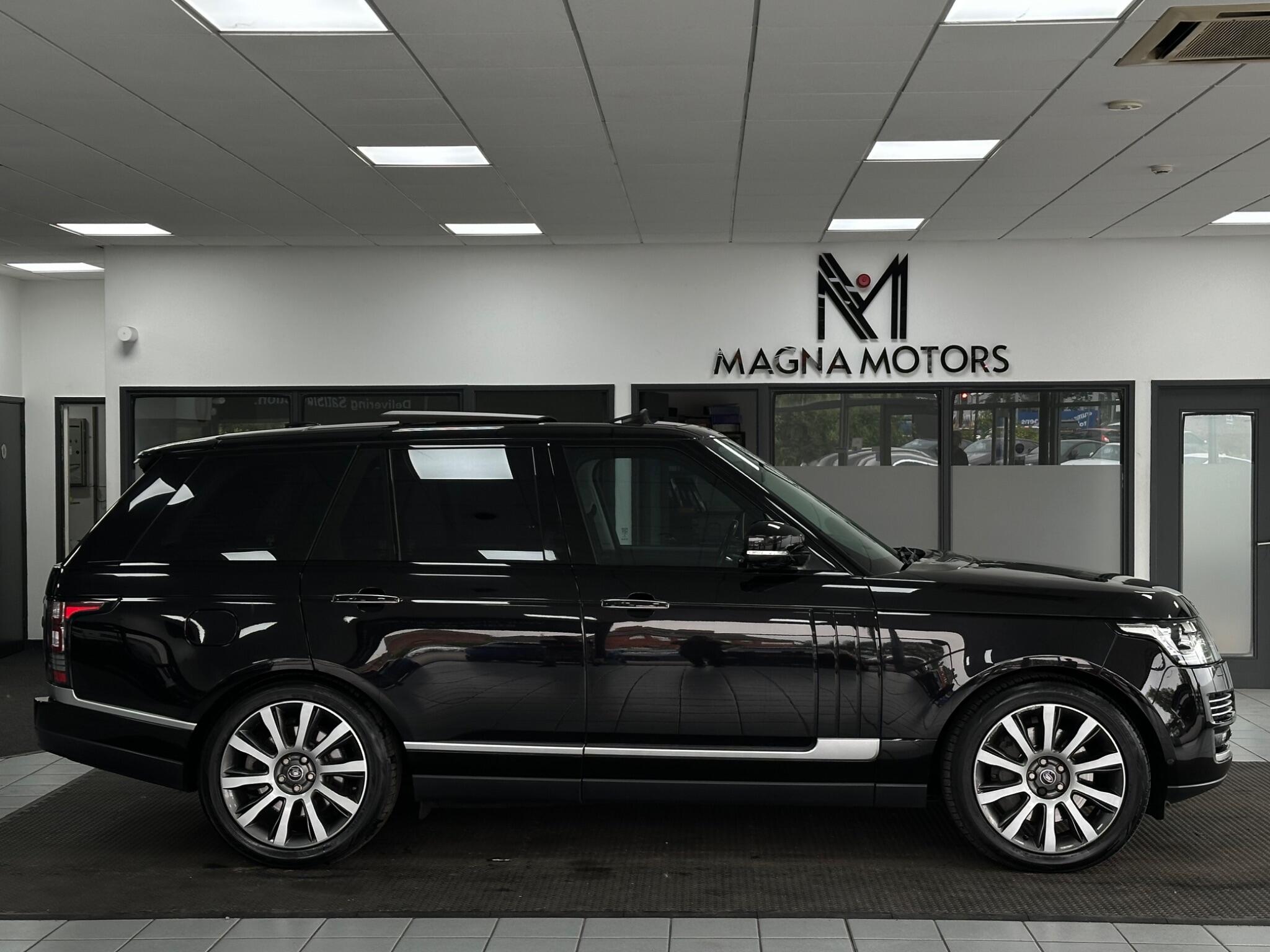 Land Rover Range Rover view 4