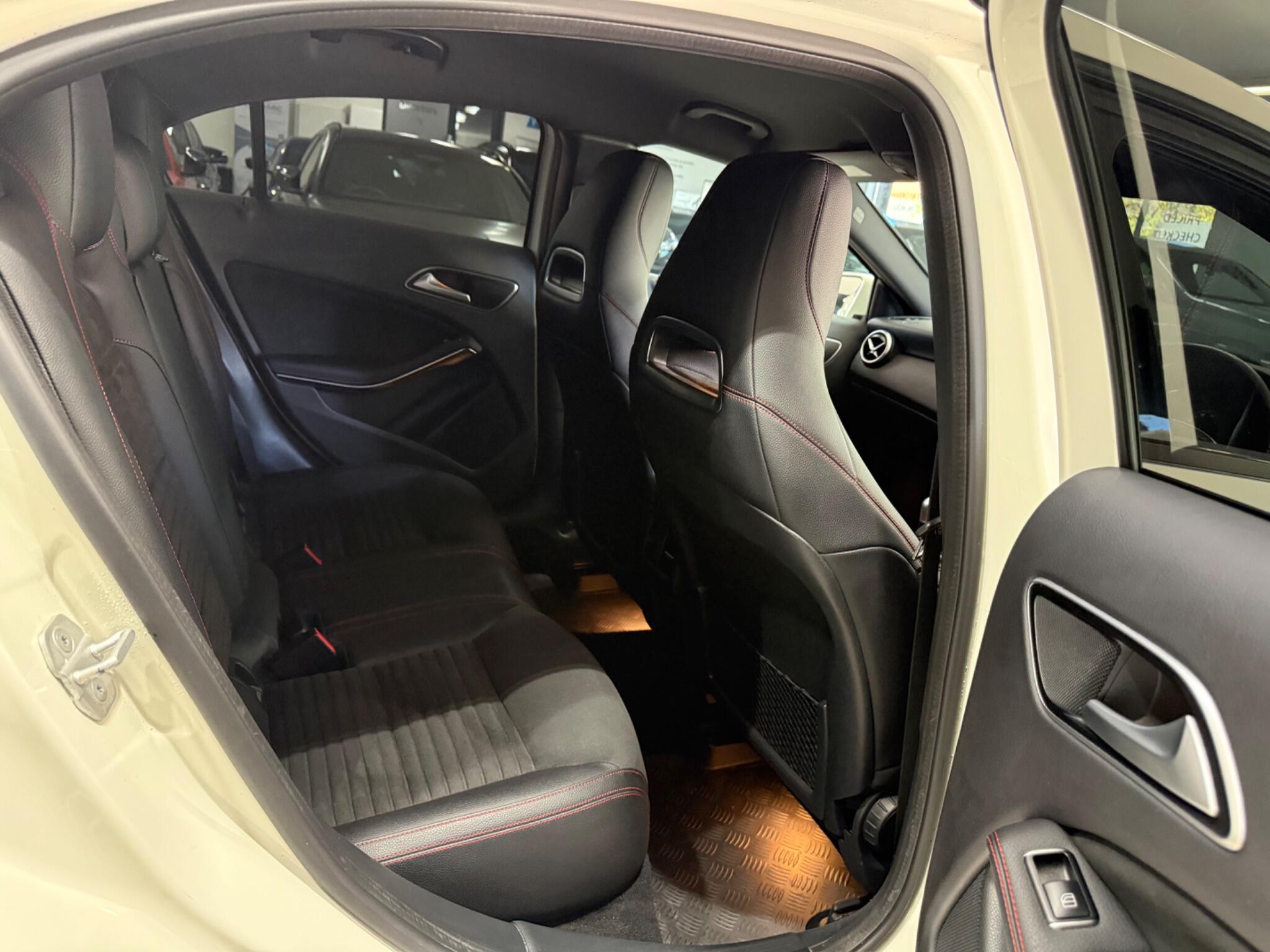 Mercedes-Benz A-Class view 26