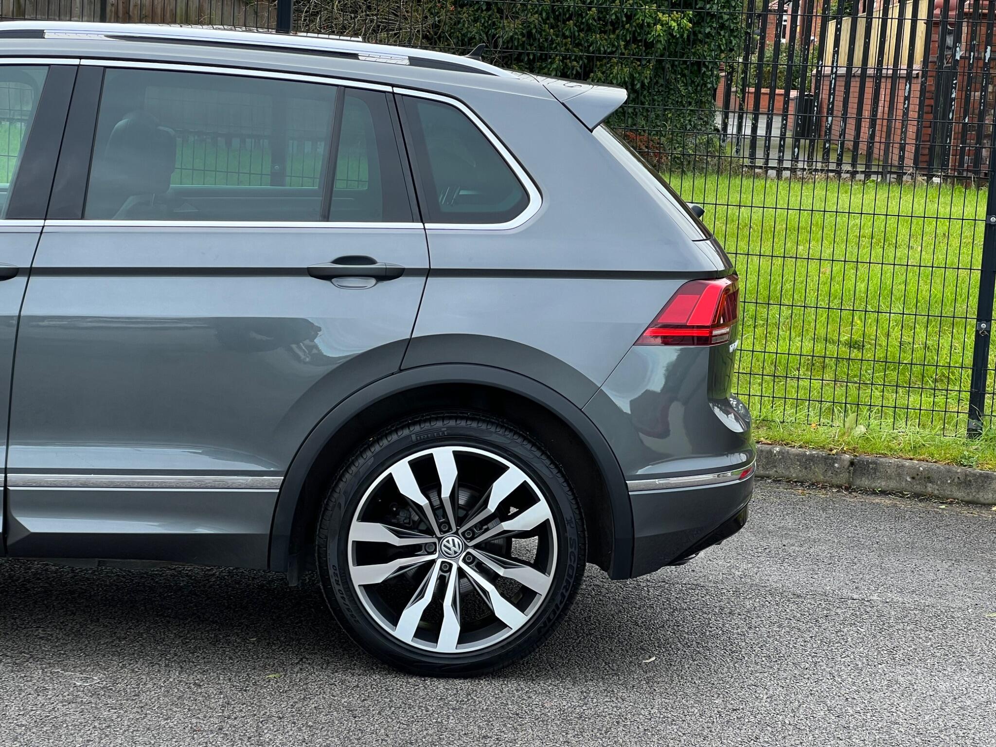Volkswagen Tiguan view 25