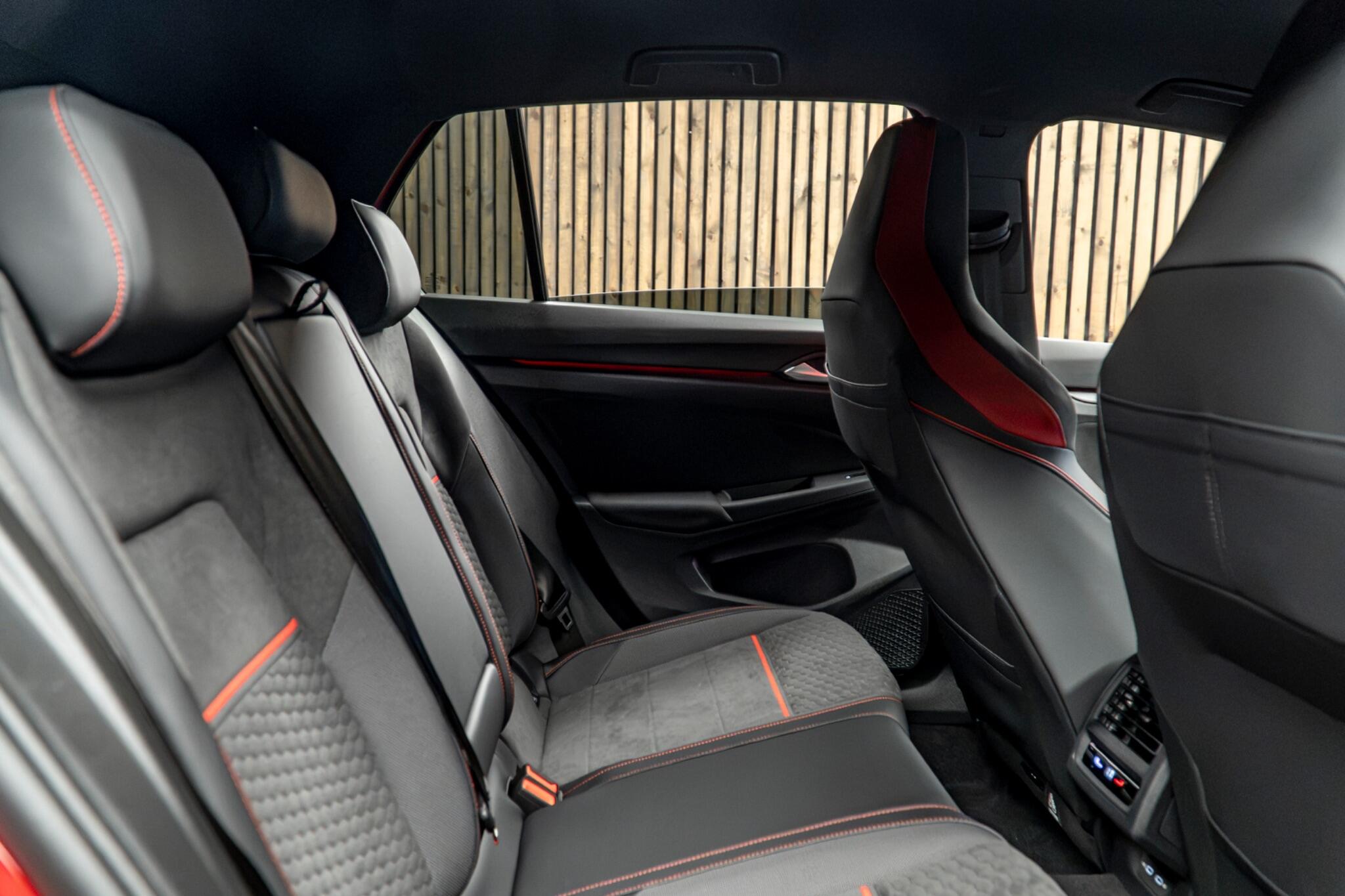 Volkswagen Golf view 44