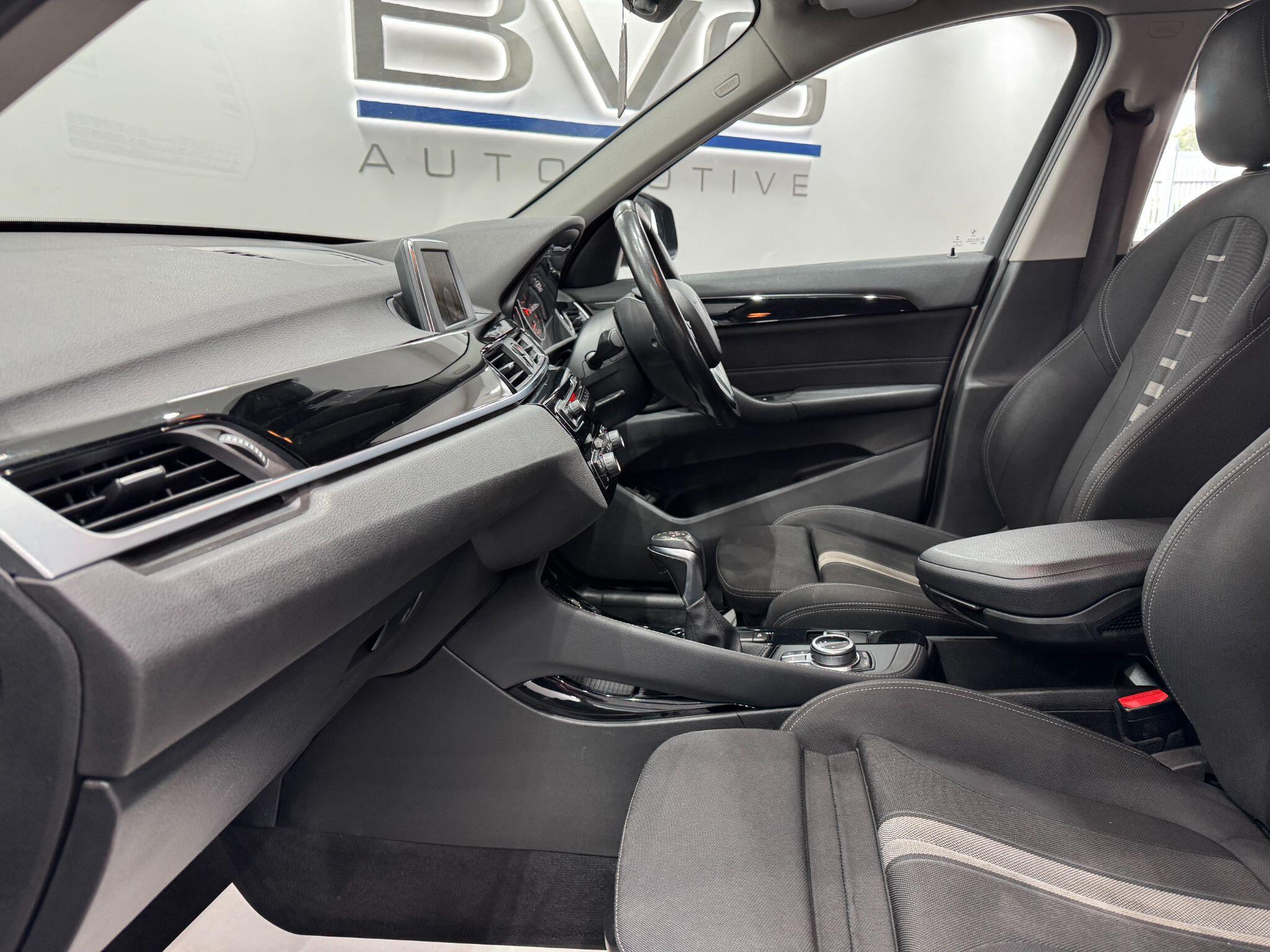BMW X1 view 25
