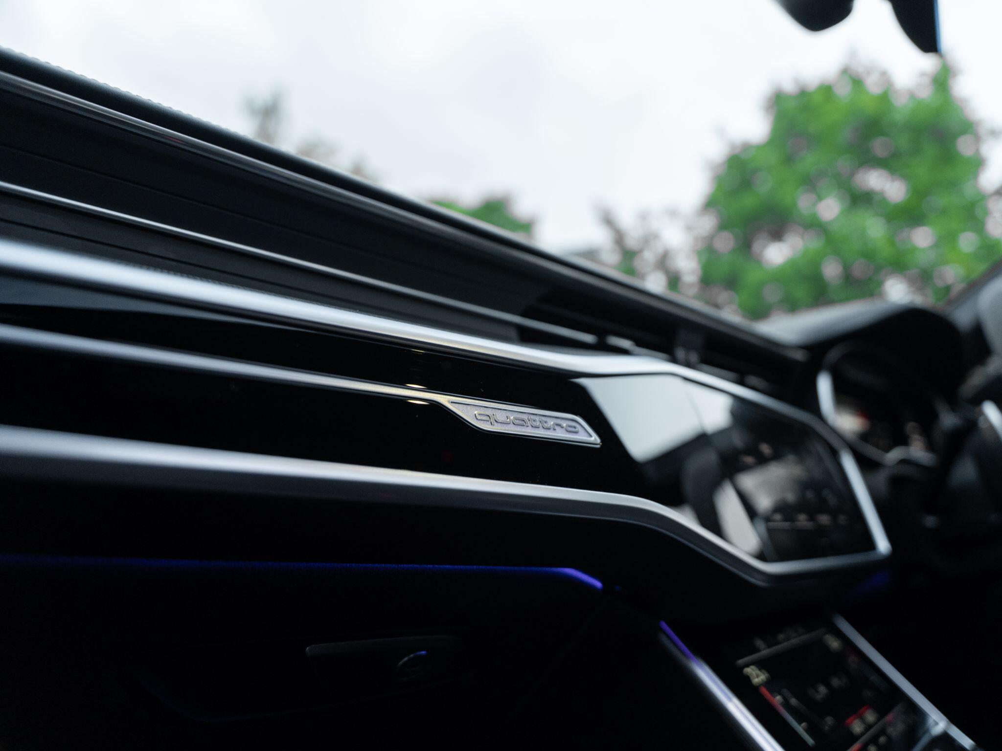 Audi RS6 Avant view 53
