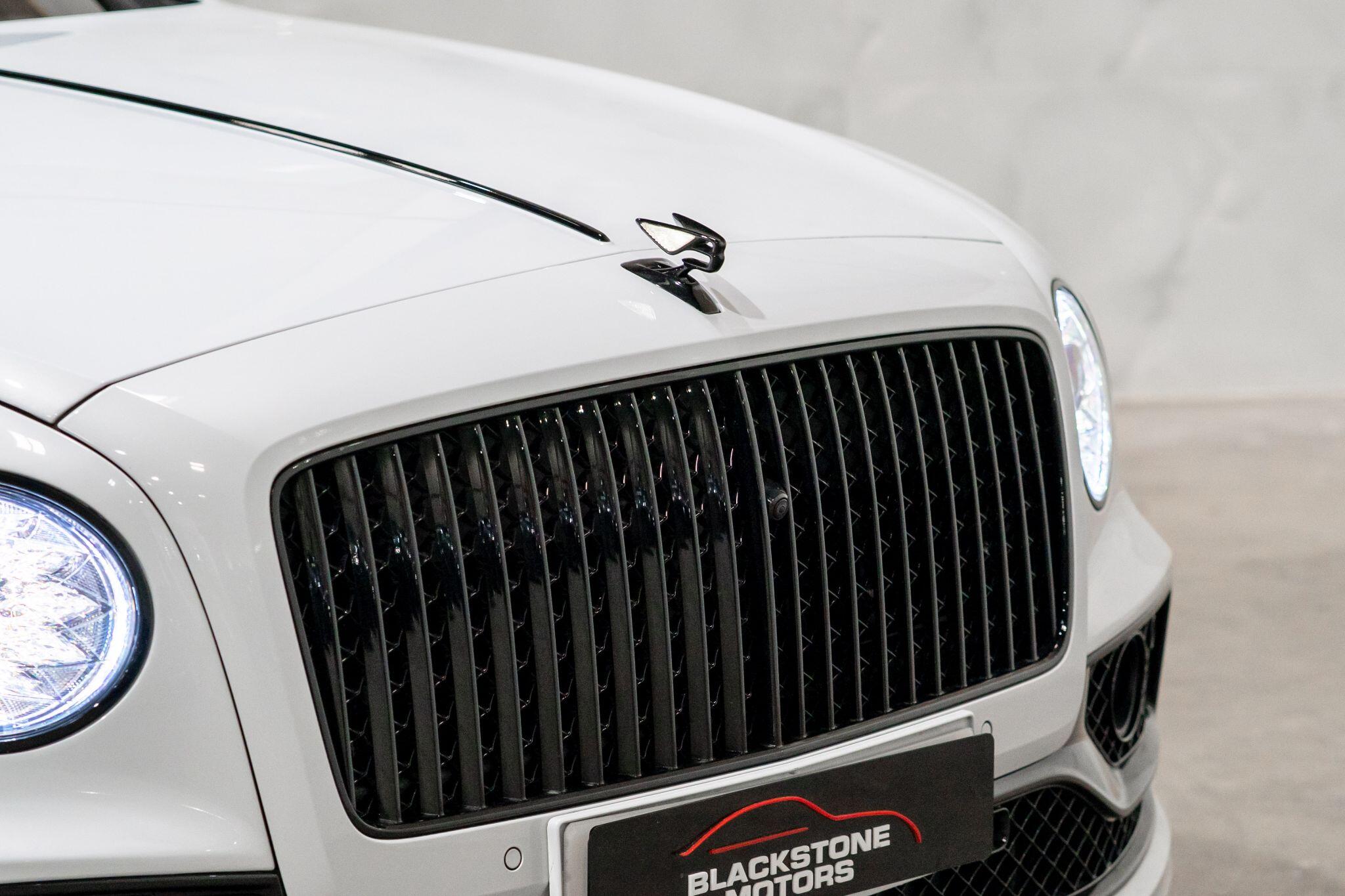 Bentley Flying Spur view 49
