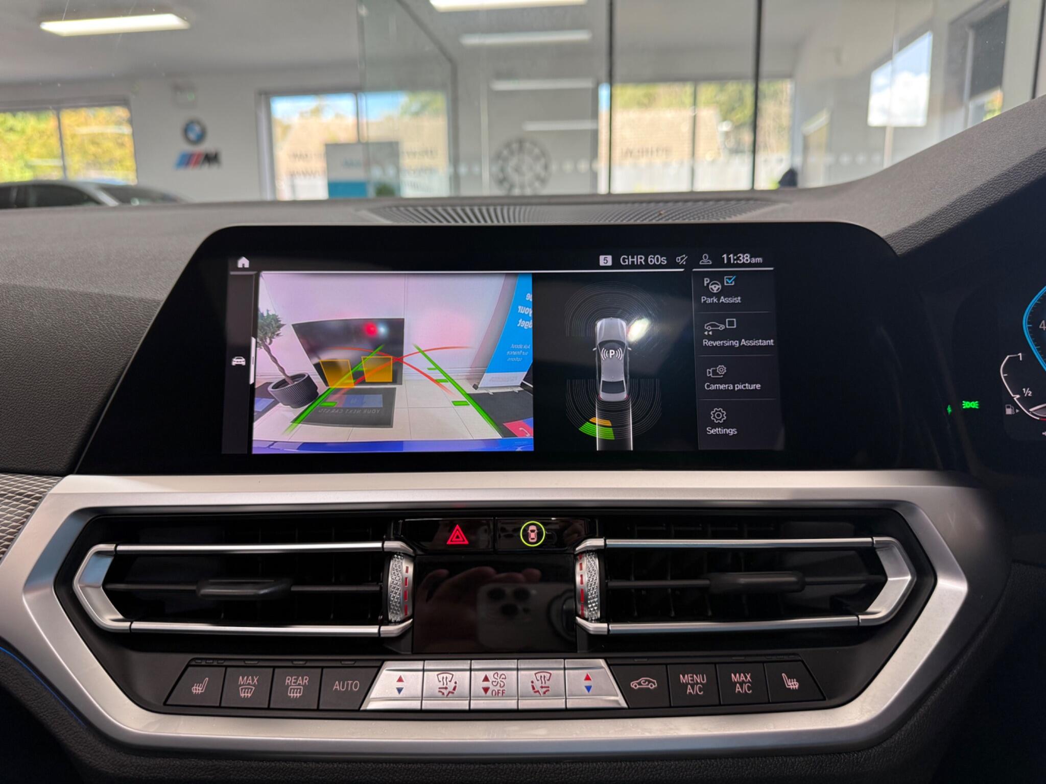 BMW 3 Series view 7