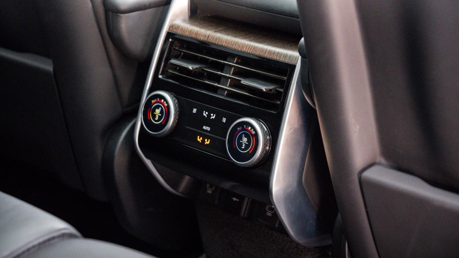 Land Rover Range Rover view 10