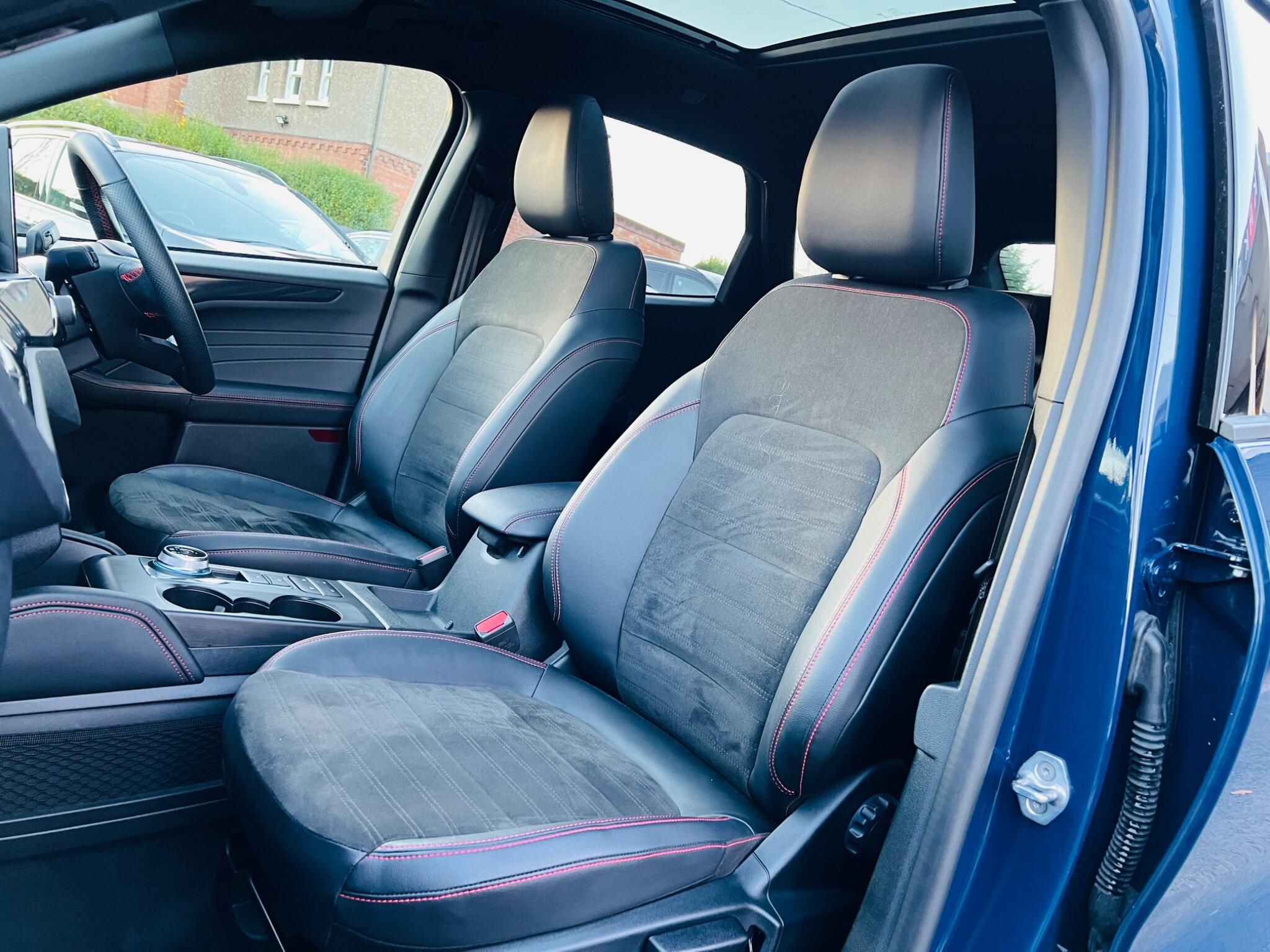 2023 Ford Kuga 2.5 EcoBoost Duratec 14.4kWh ST-Line X CVT Euro 6 (s/s) 5dr • 23,532 miles image 64