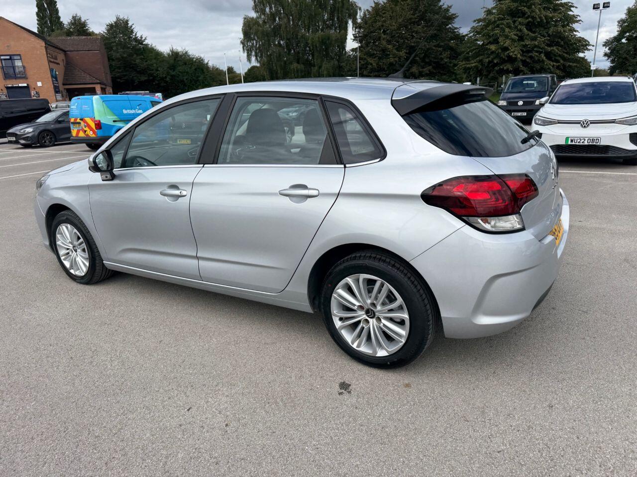 Citroen C4 view 22