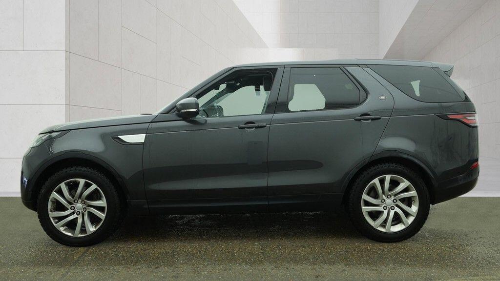 Land Rover Discovery 3 view 6