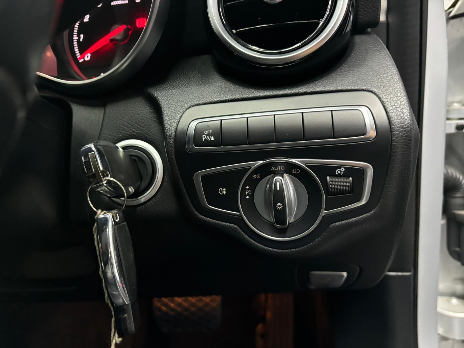 Mercedes-Benz C Class view 23
