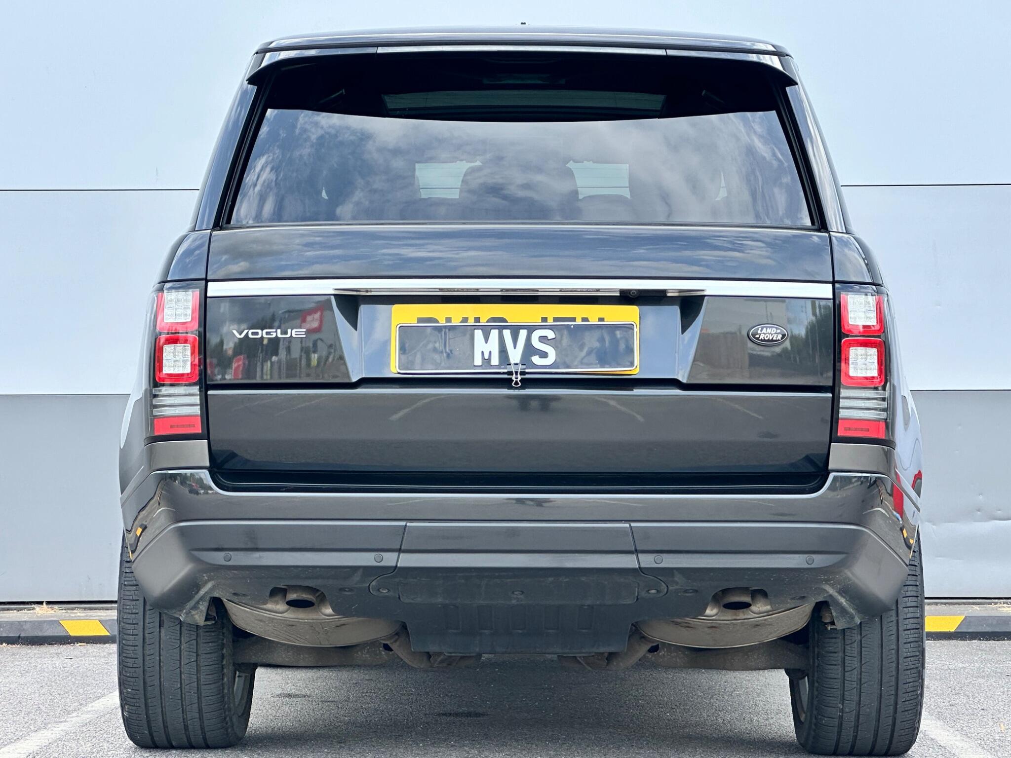 Land Rover Range Rover view 12