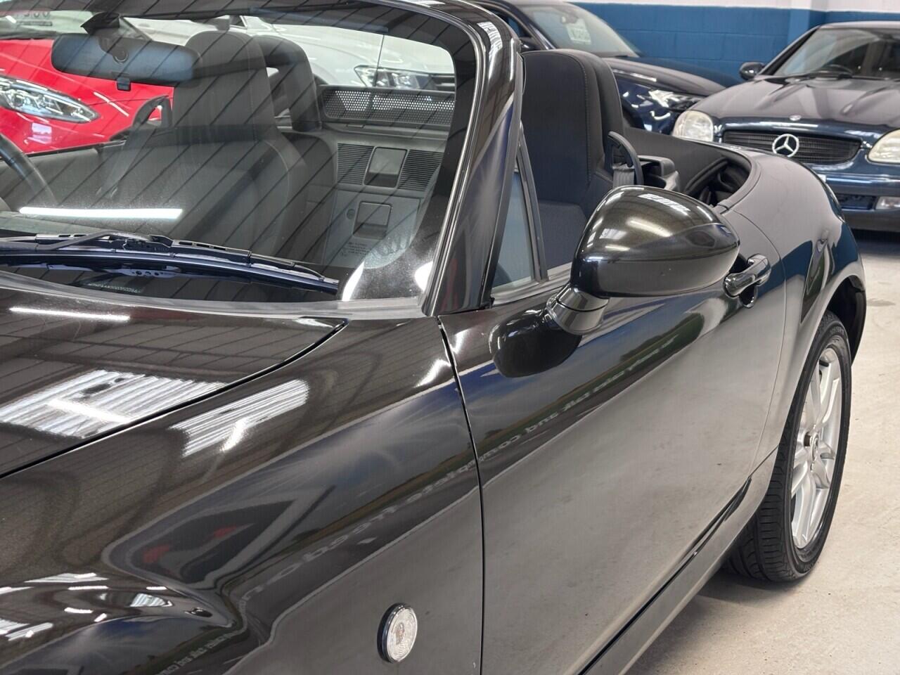 Mazda MX-5 view 37