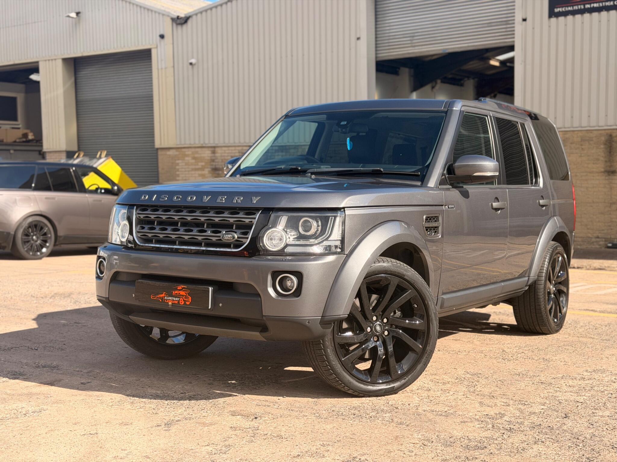 Land Rover Discovery view 11