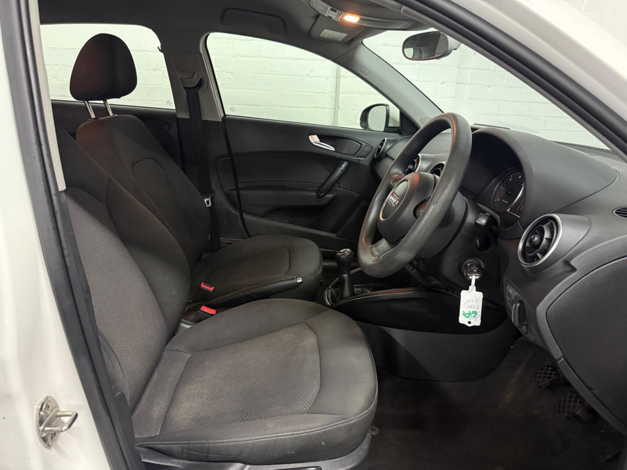 2015 Audi A1 1.6 TDI SE Sportback Euro 6 (s/s) 5dr • 106,500 miles image 17