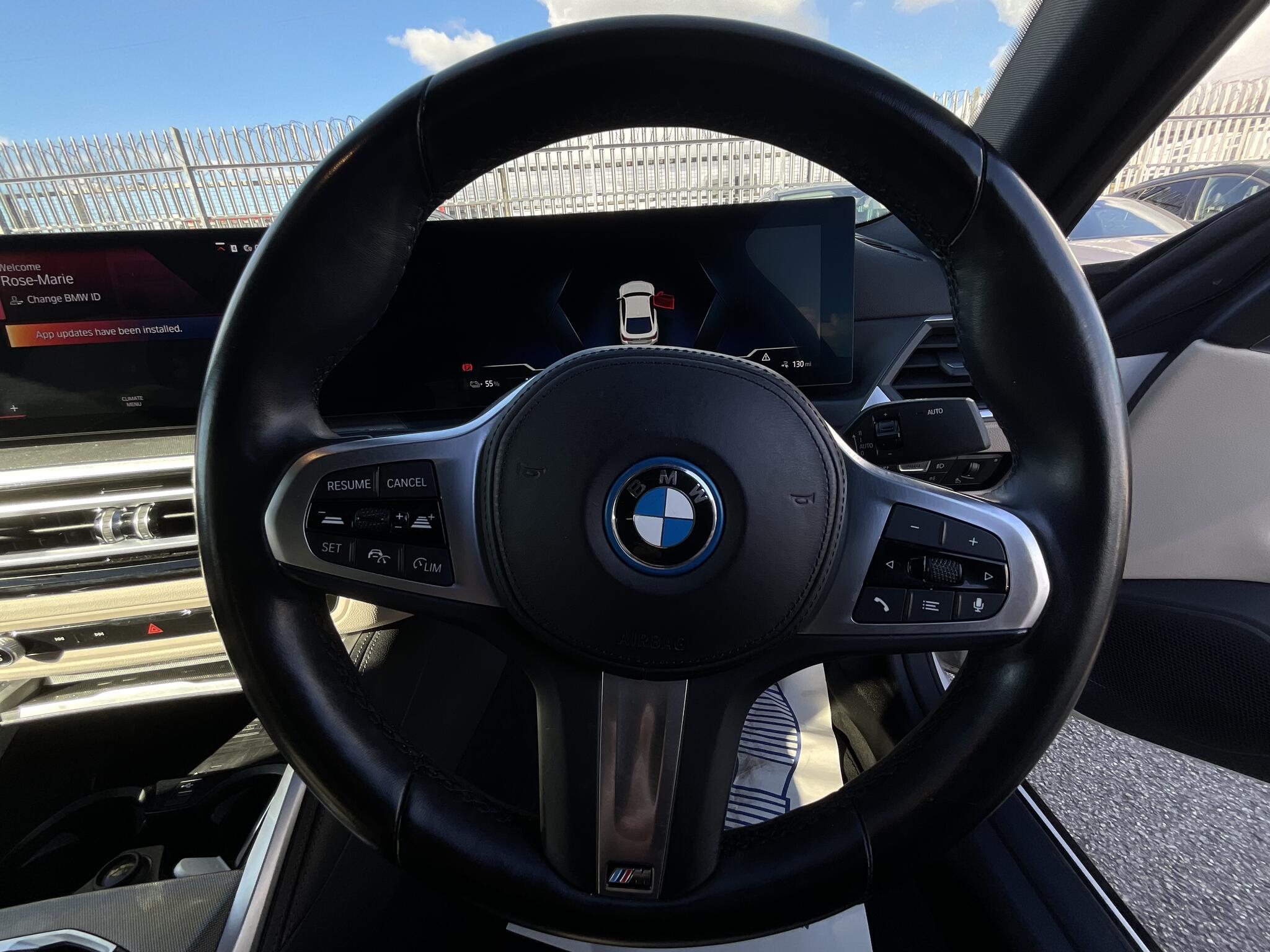 BMW I4 view 20