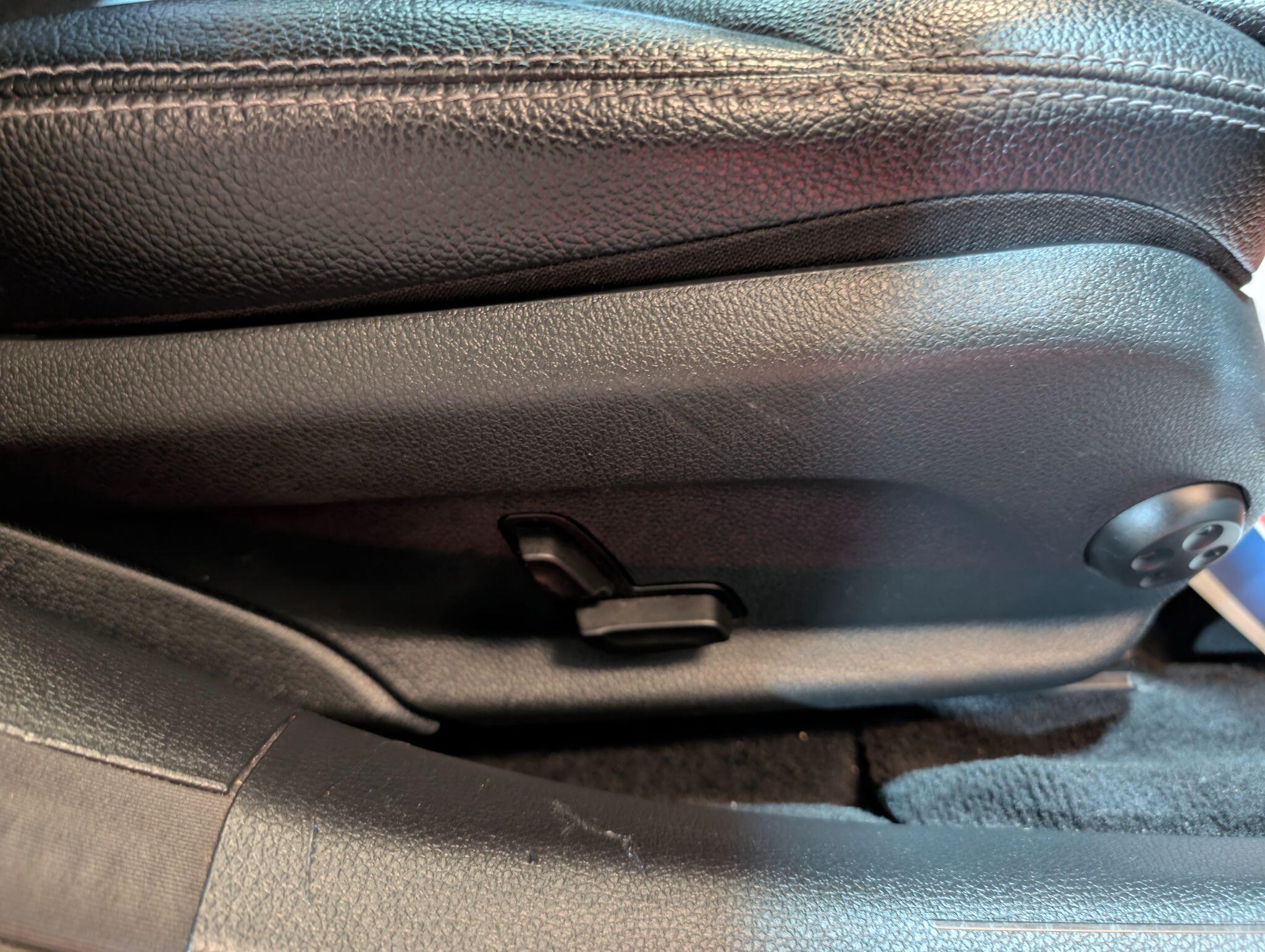 Mercedes-Benz C Class view 44