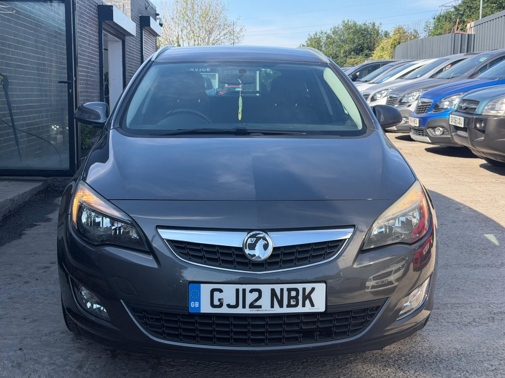 Vauxhall Astra view 2