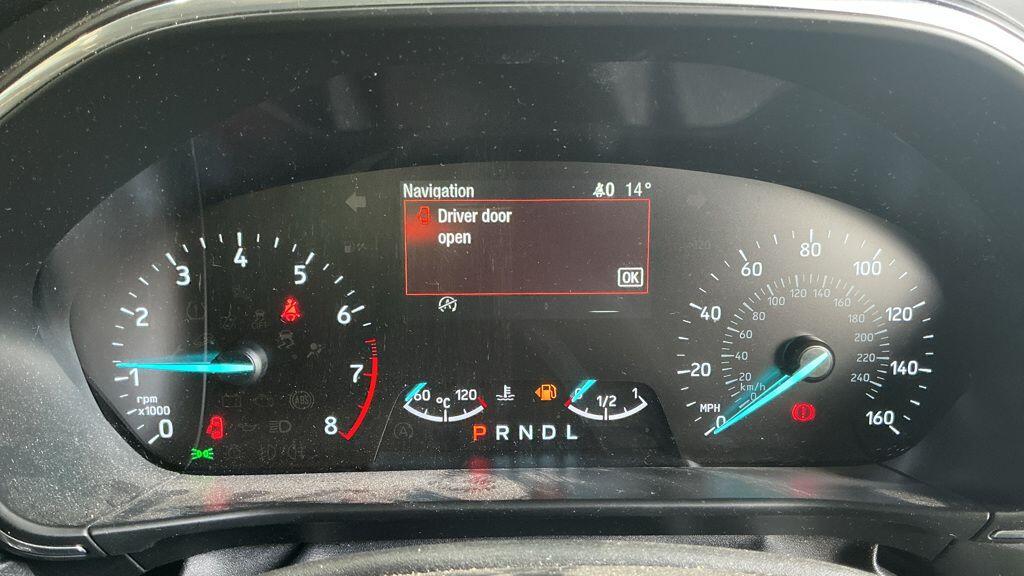 Ford Focus view 12