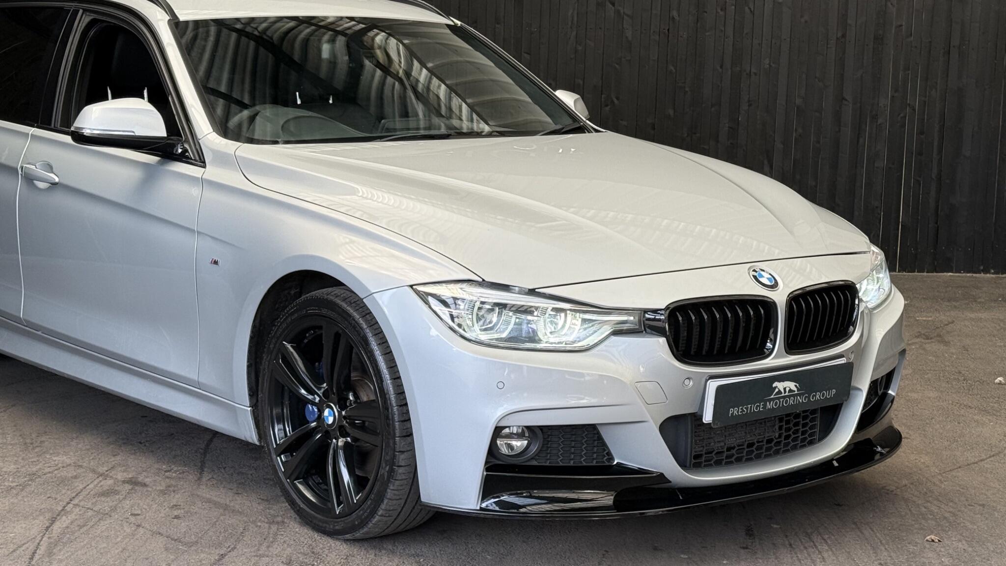 BMW 3 Series view 5