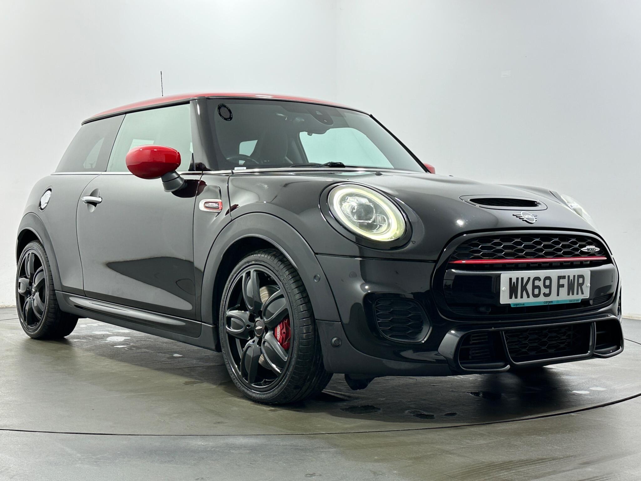 Mini Hatch view 49