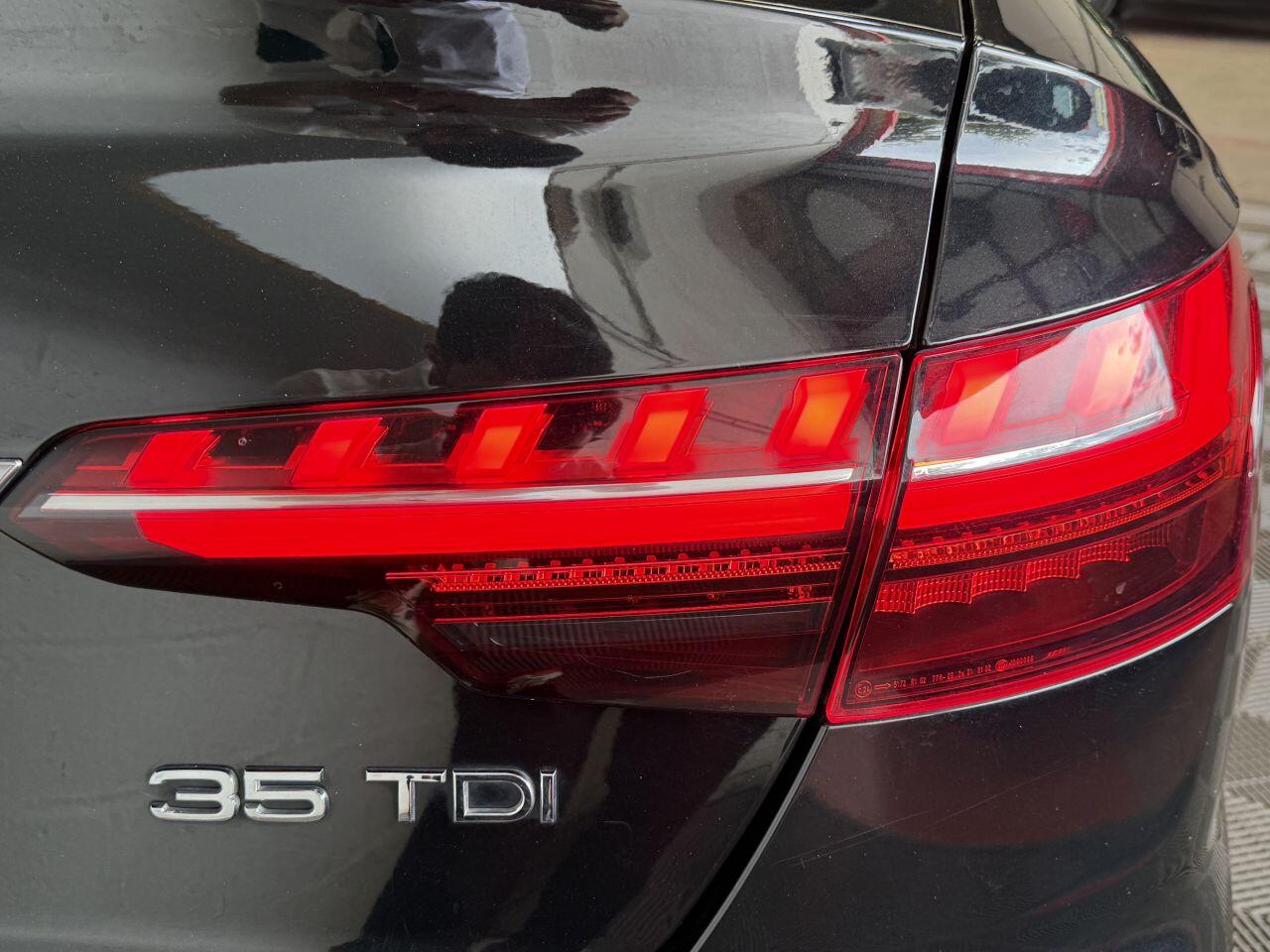 Audi A4 view 28