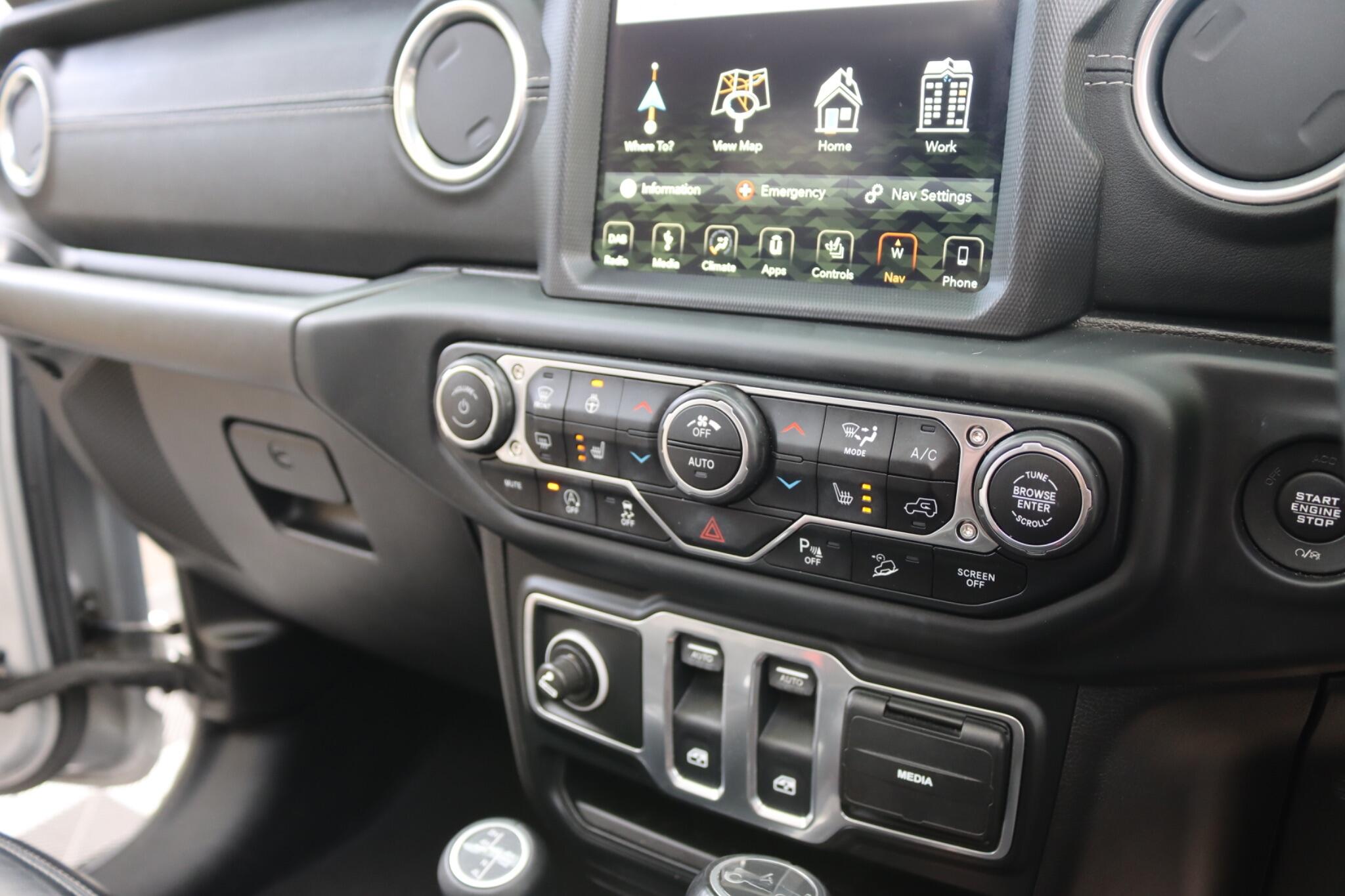 Jeep Wrangler view 52