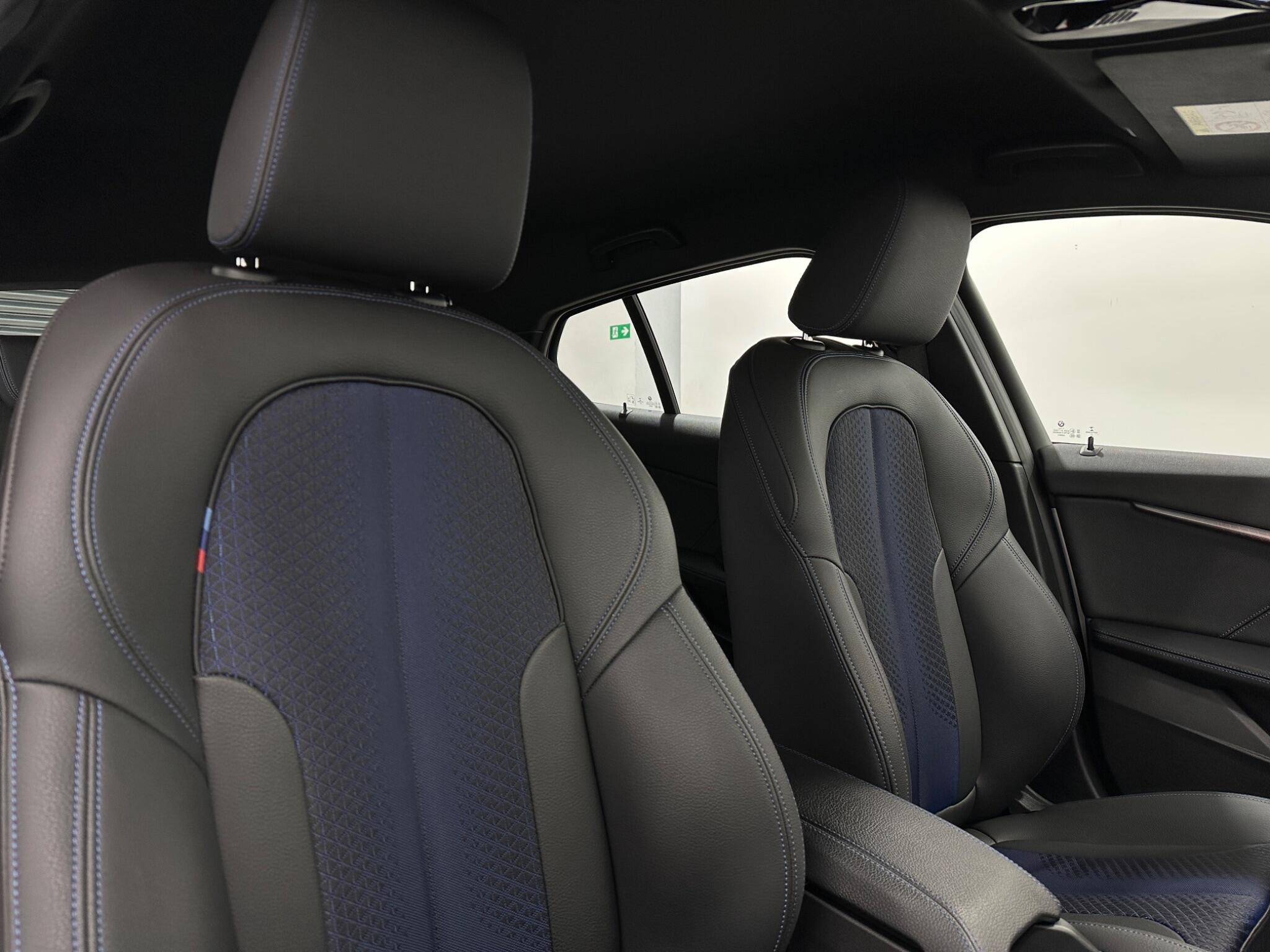 BMW 1 Series view 33