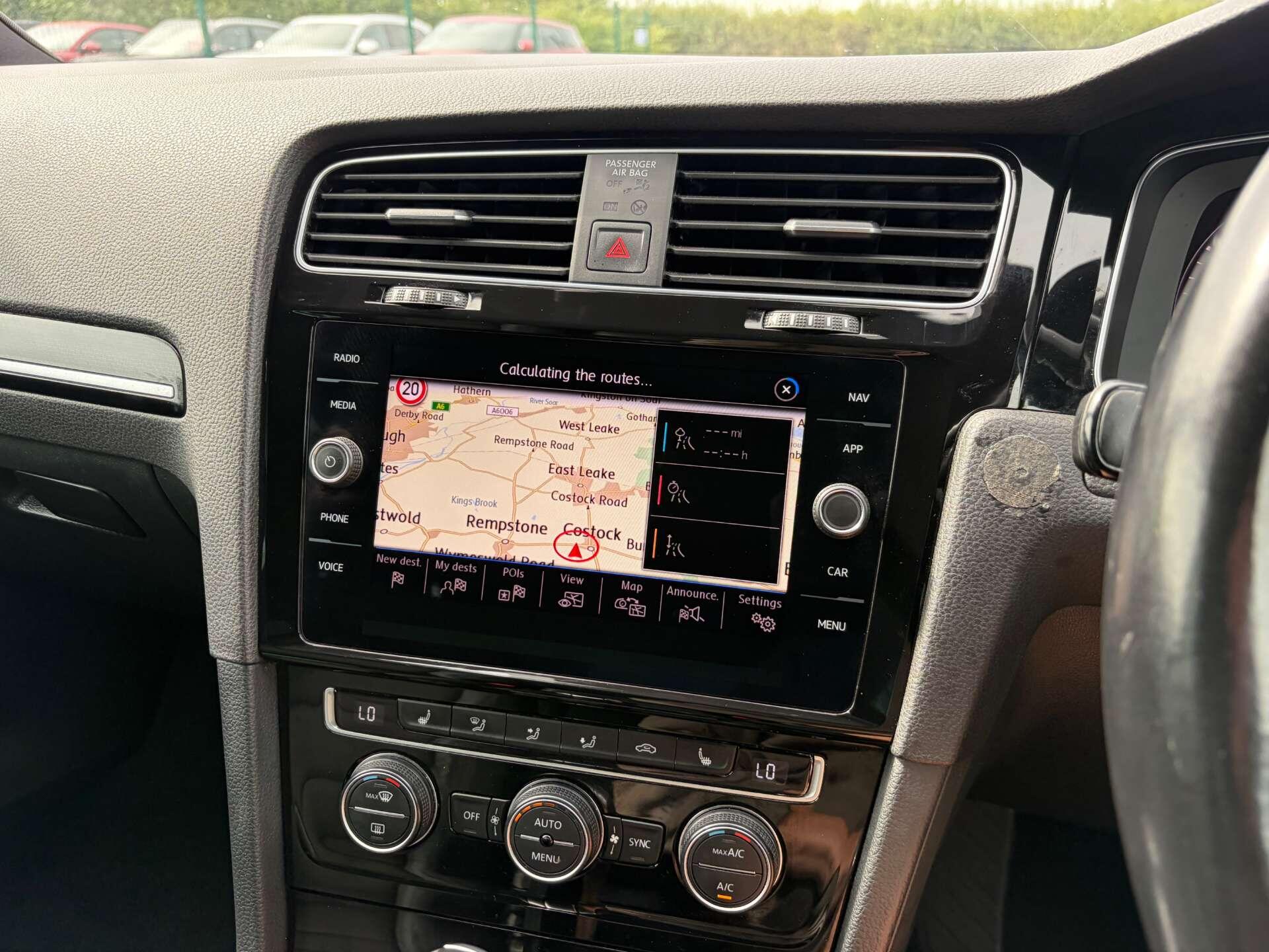 Volkswagen Golf view 51