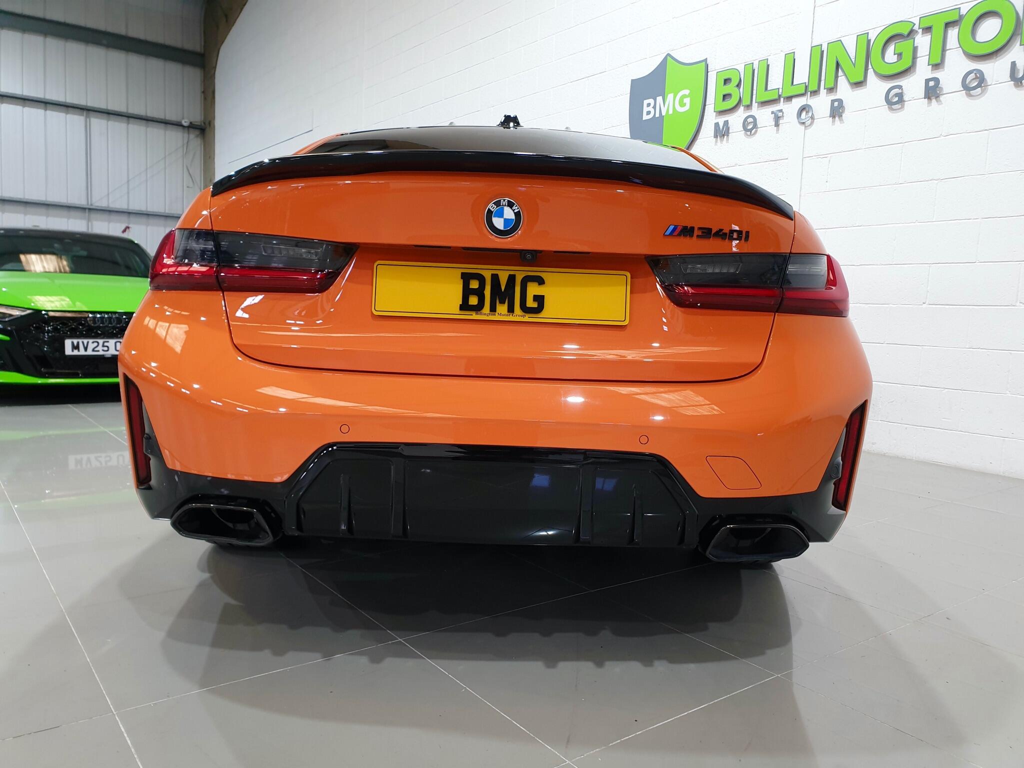 BMW 3 Series view 31