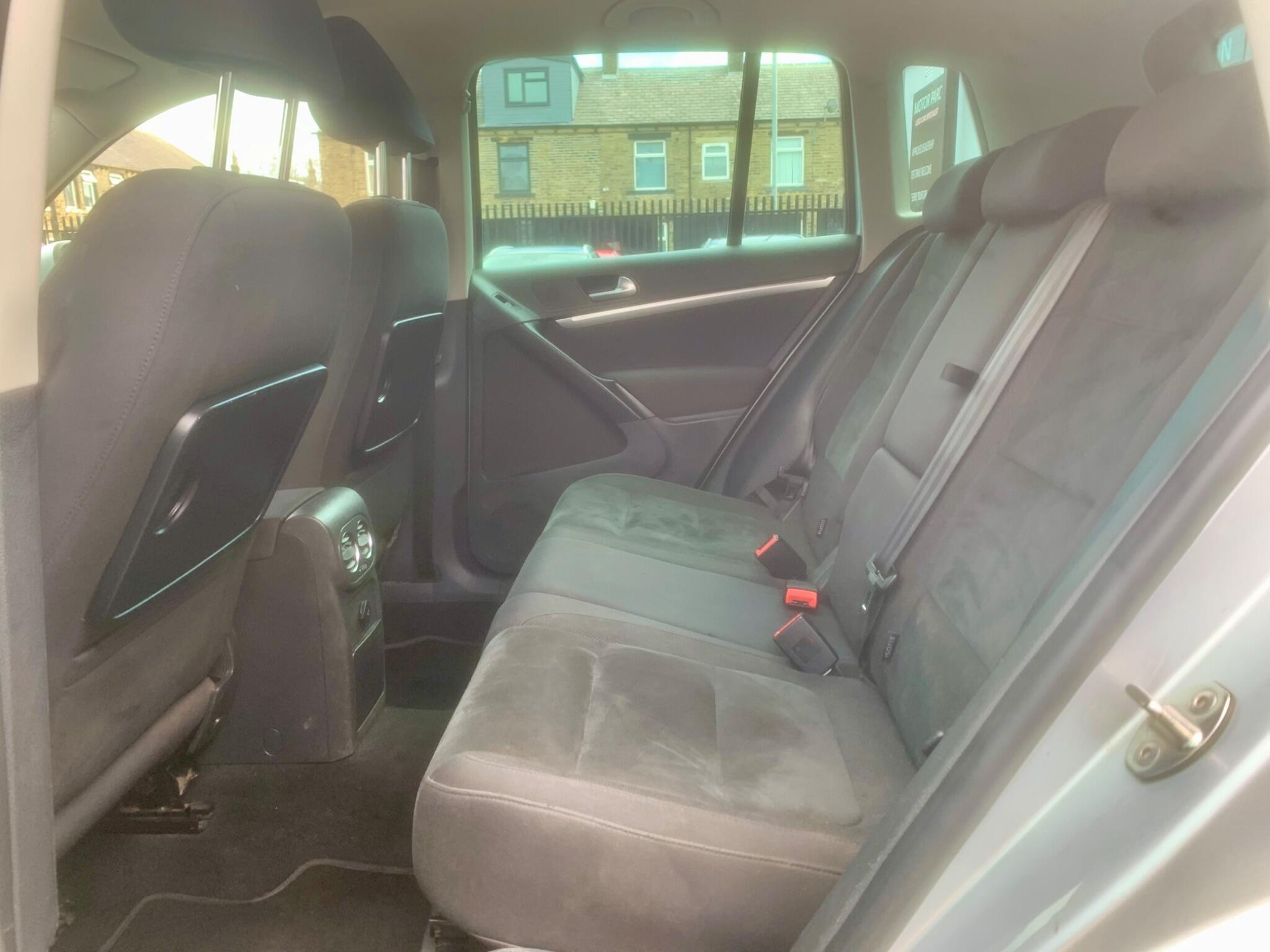 Volkswagen Tiguan view 54