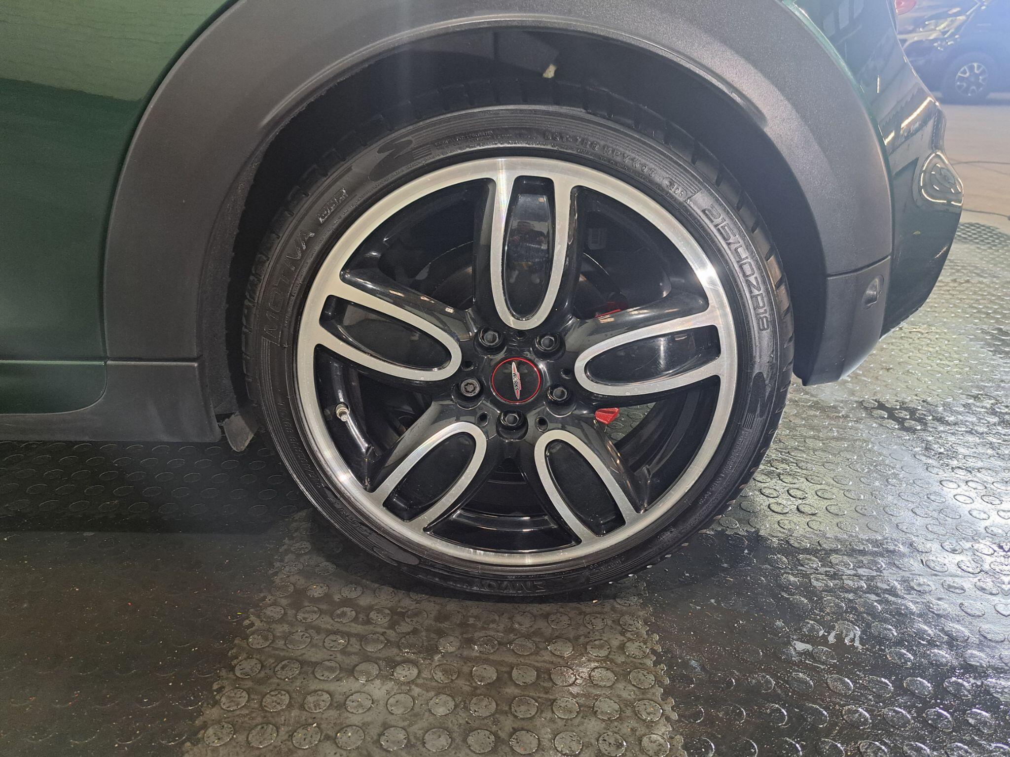 Mini Cooper view 29