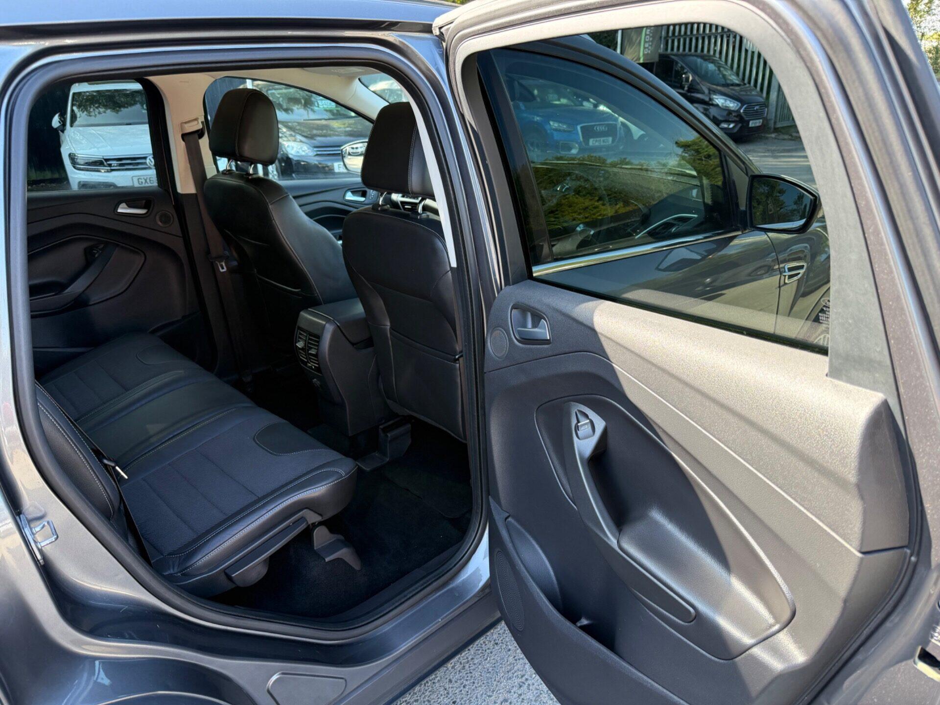 Ford Kuga view 29