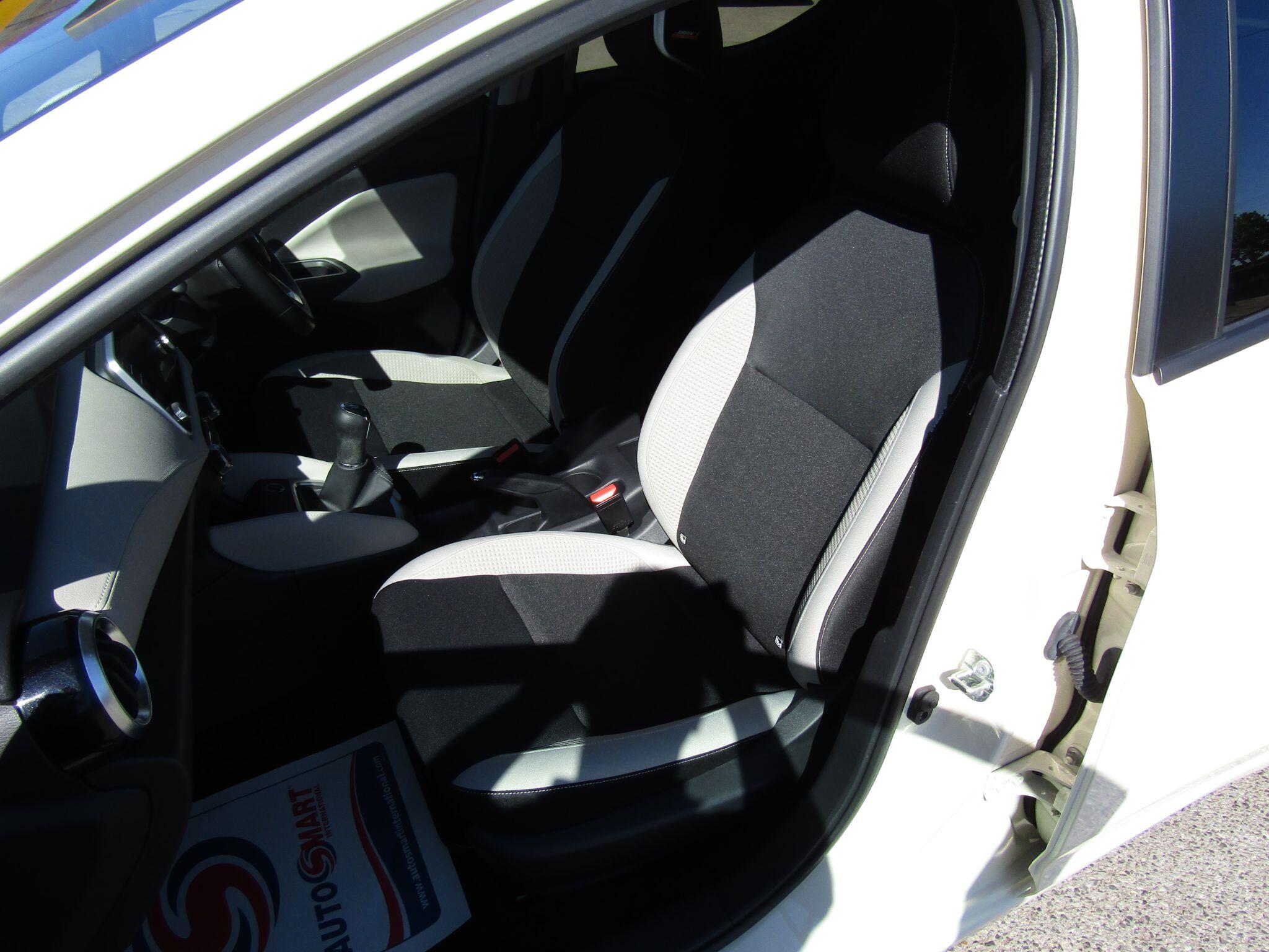 Nissan Micra view 27