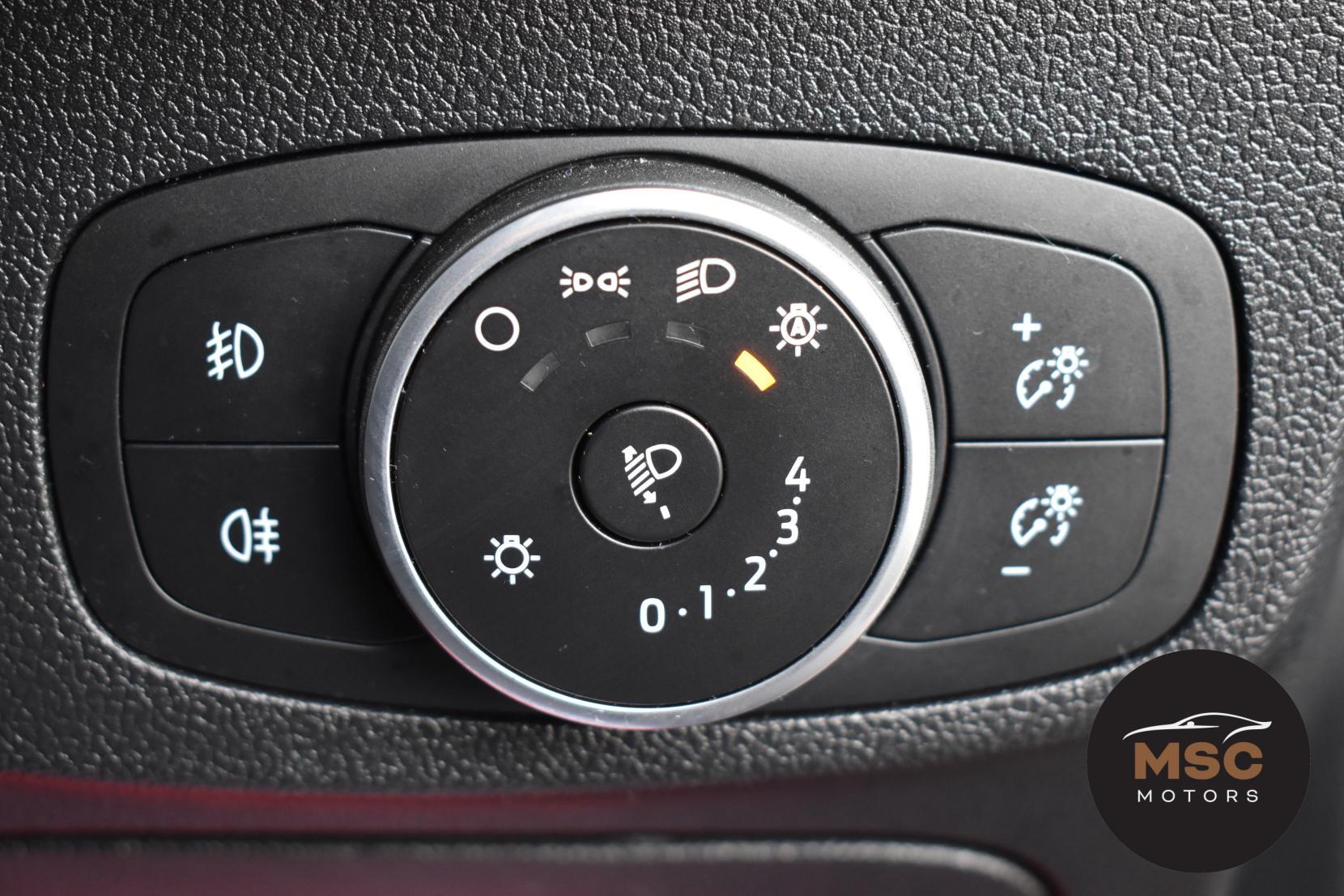 Ford Focus view 30