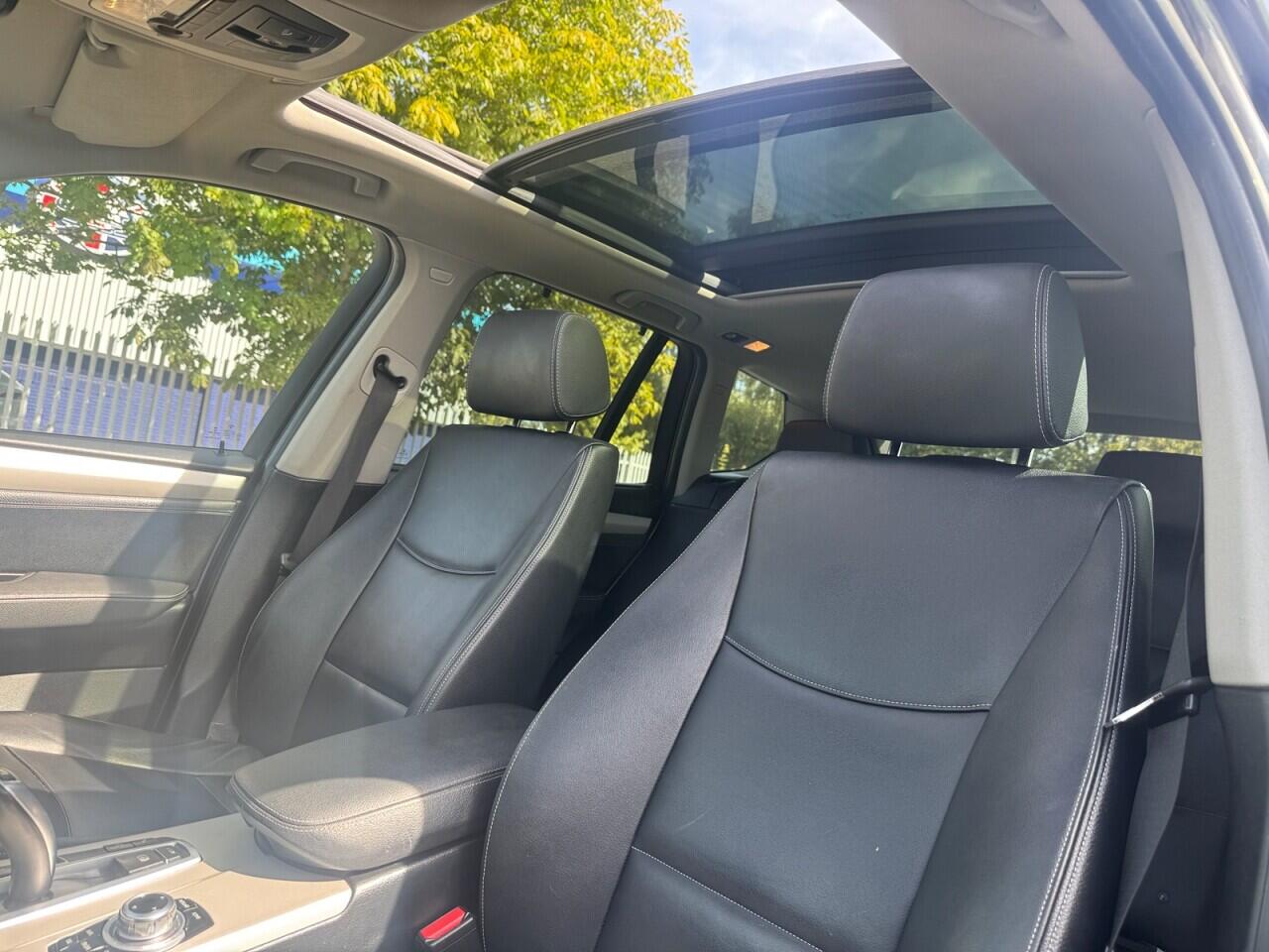 BMW X3 view 13