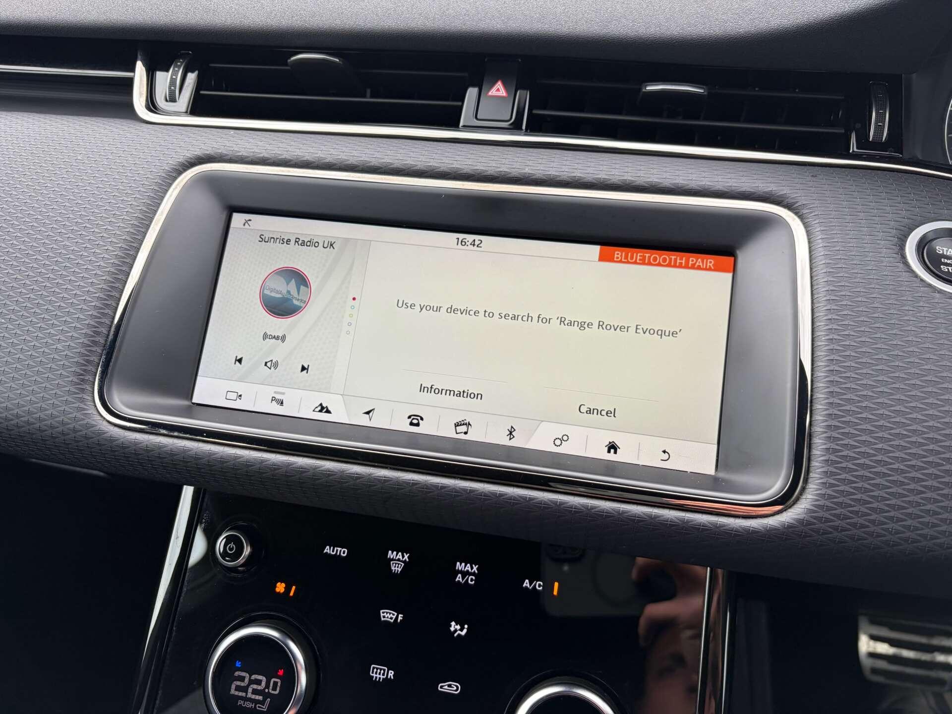 Land Rover Range Rover Evoque view 53