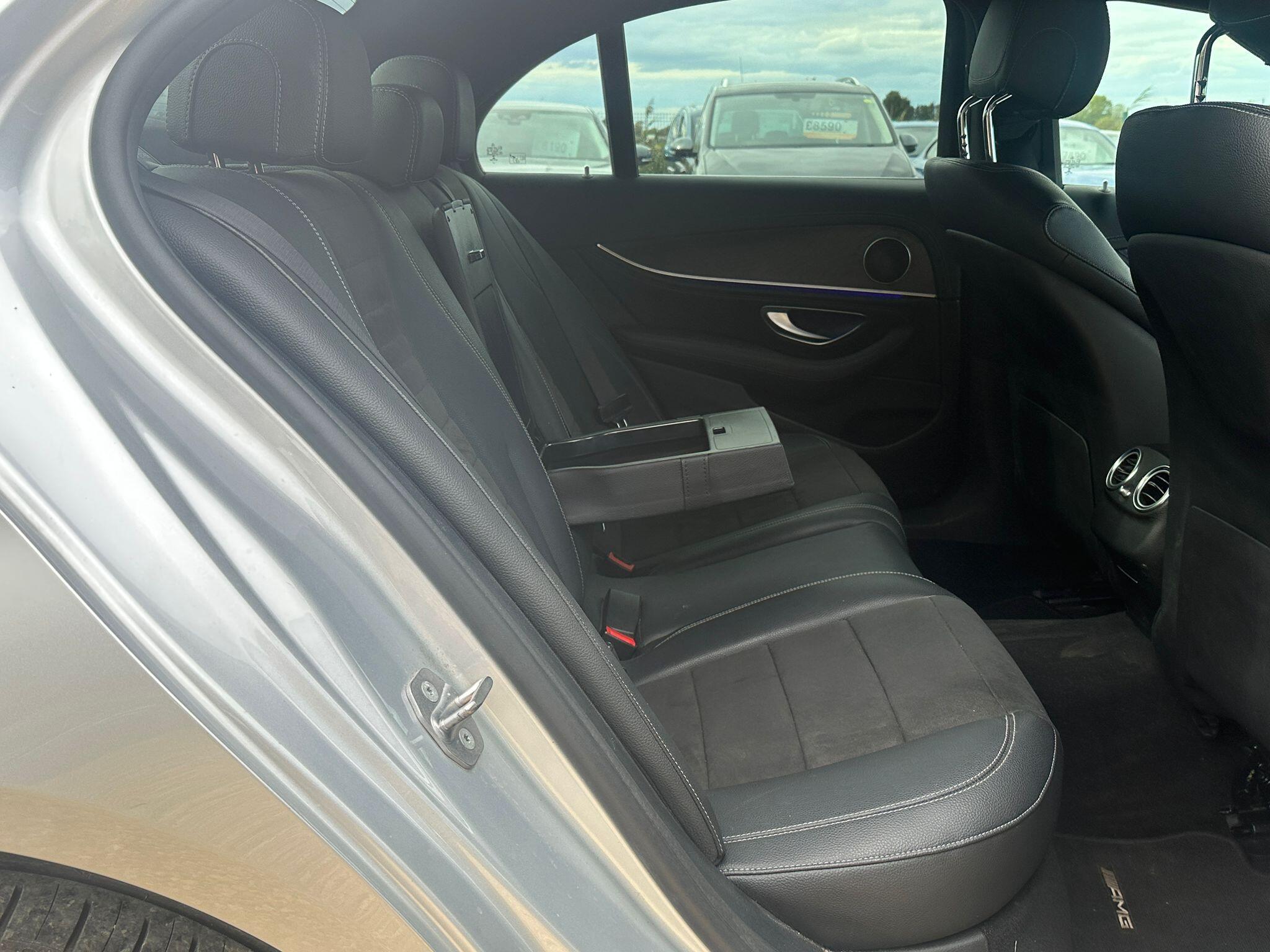 Mercedes-Benz E Class view 10