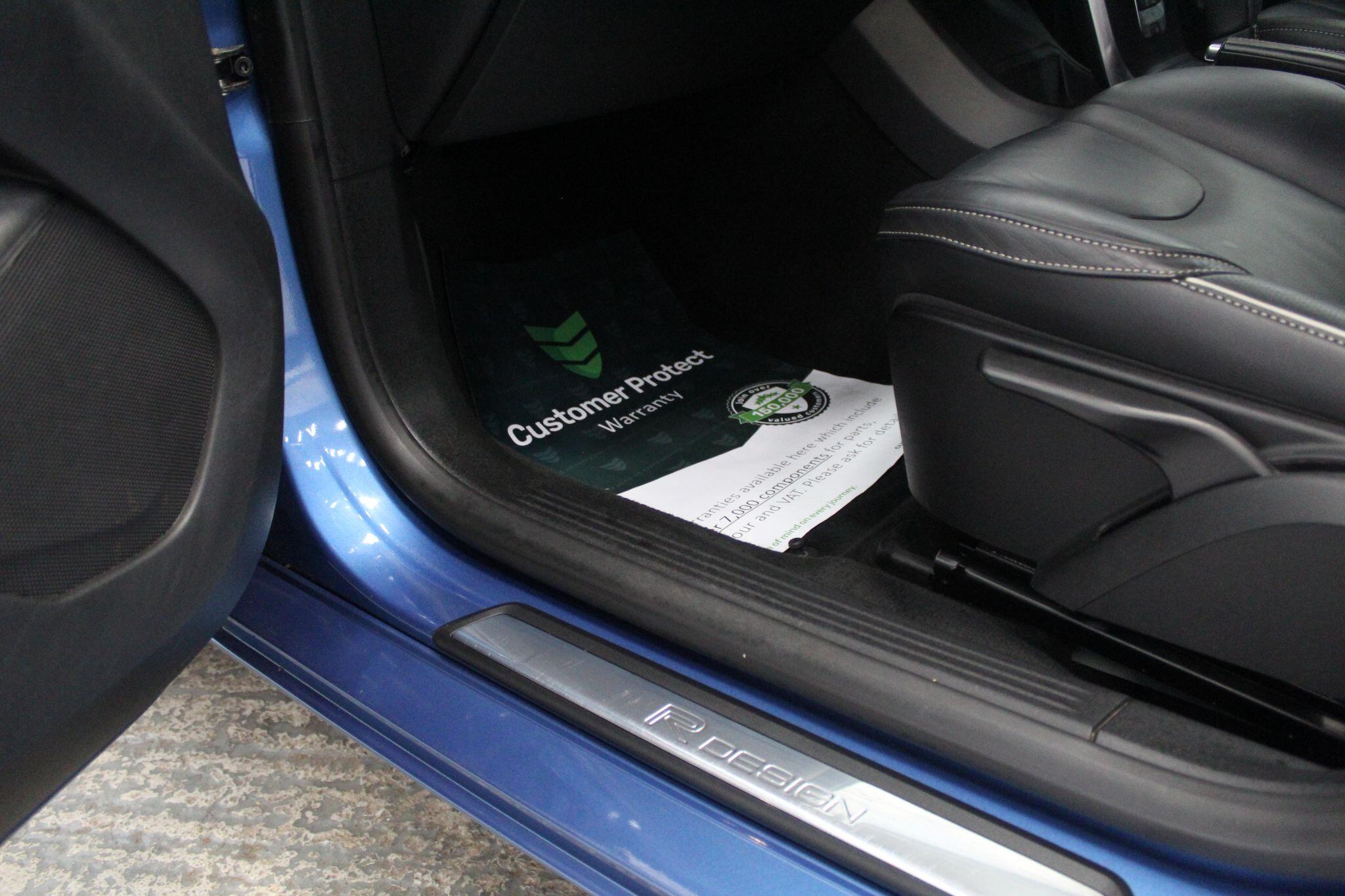Volvo V40 view 32