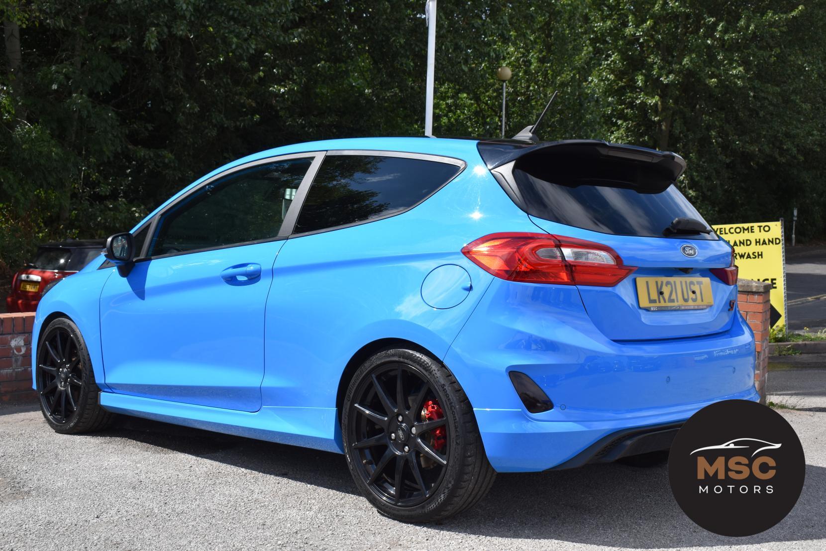 Ford Fiesta view 14